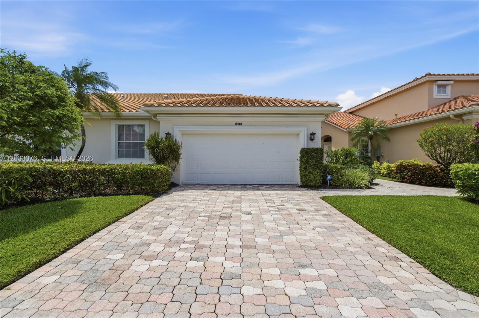 IBIS GOLF AND COUNTRY CLU - Residential Lease