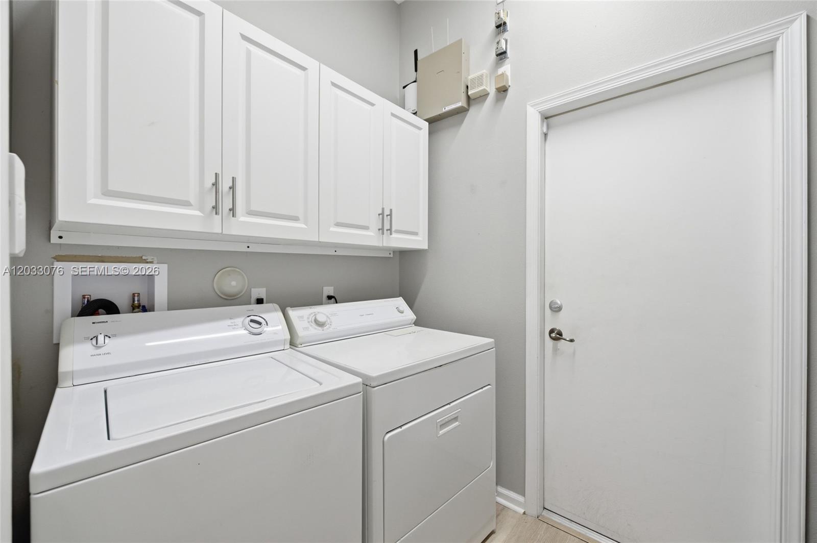 IBIS GOLF AND COUNTRY CLU - Residential Lease