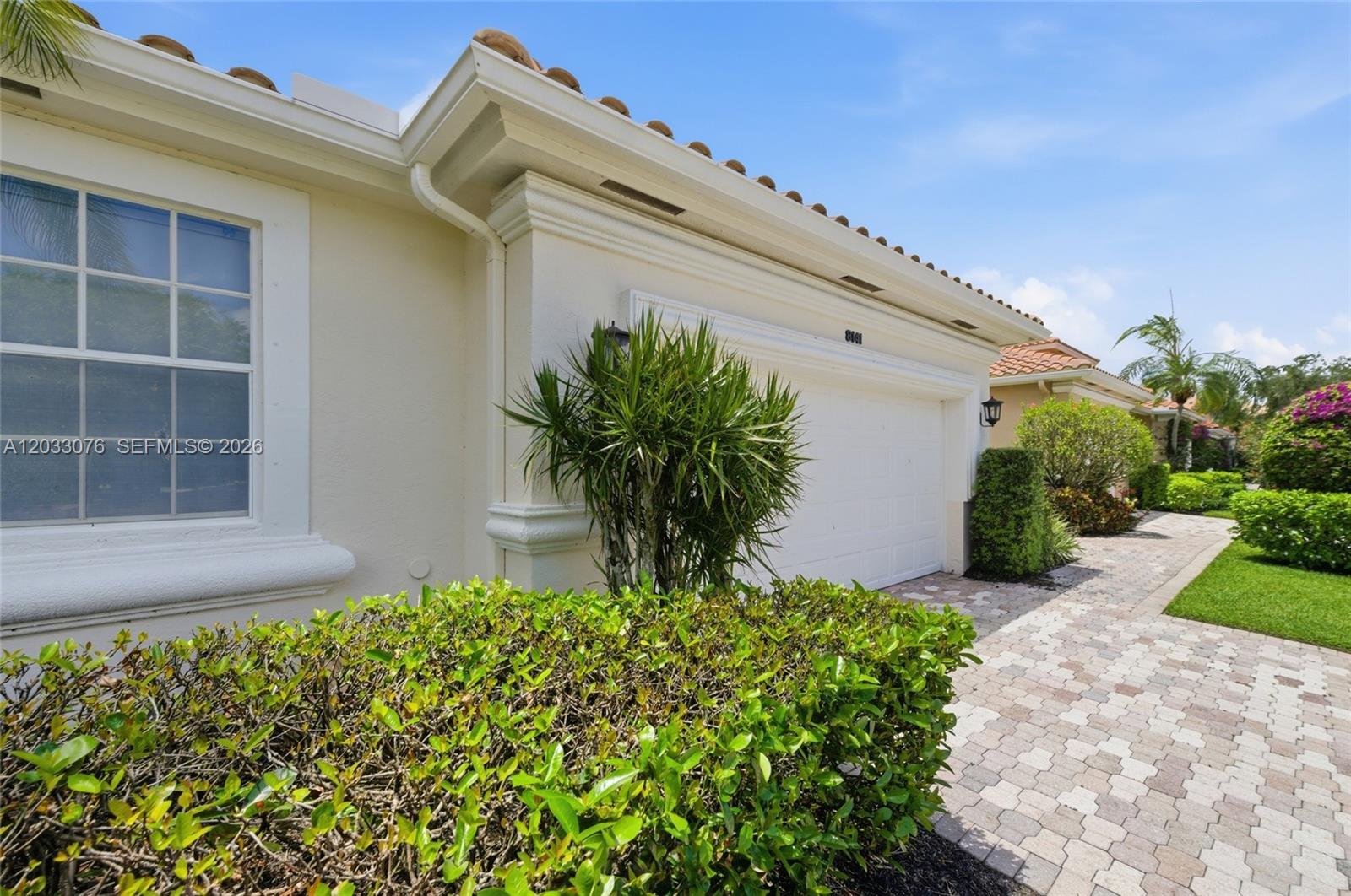 IBIS GOLF AND COUNTRY CLU - Residential Lease