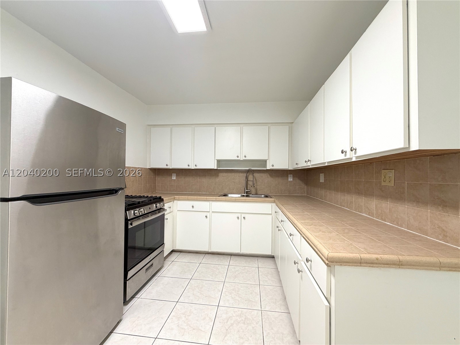 BROADVIEW PARK SEC 3 - Residential