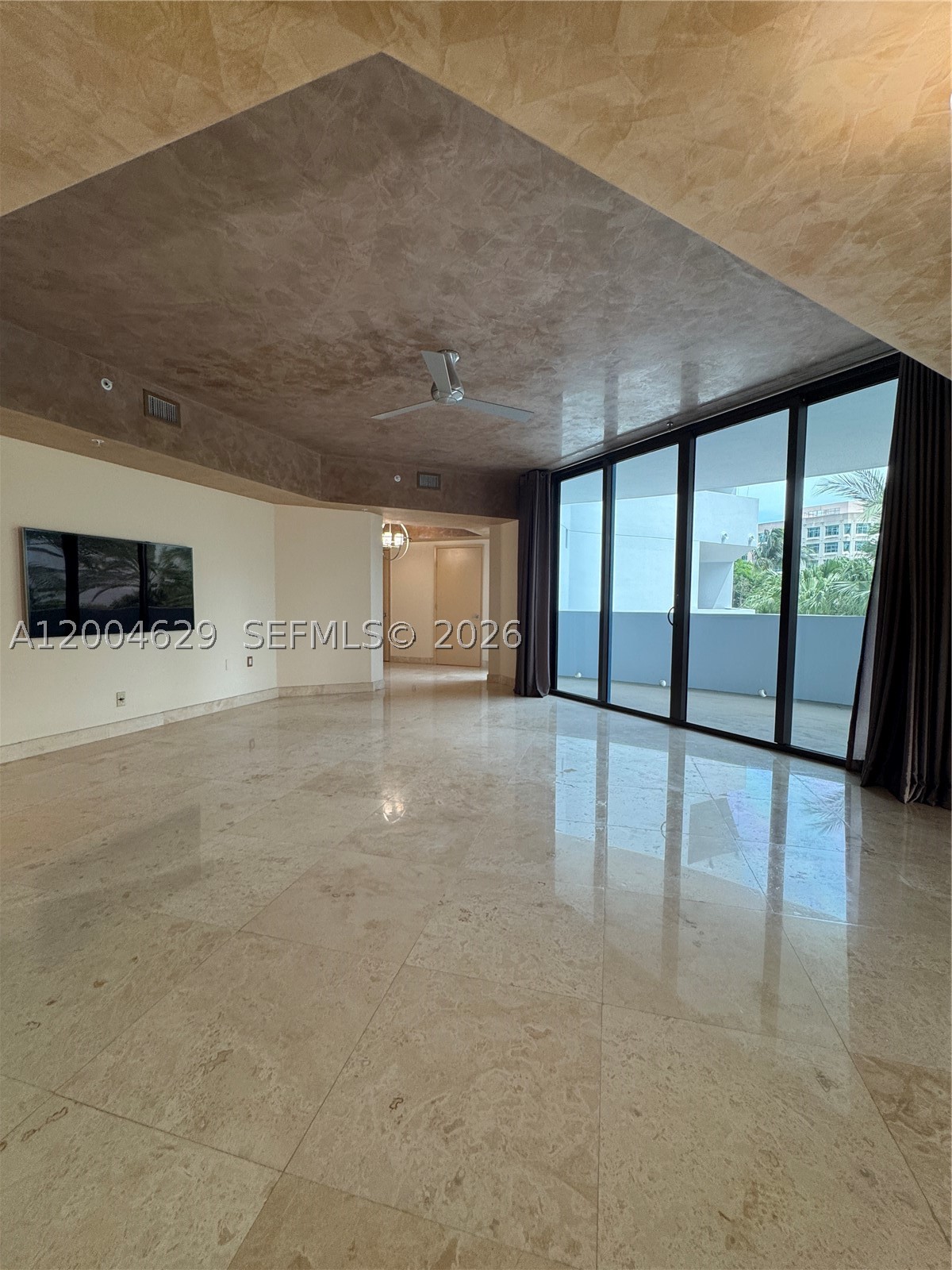LAS OLAS RIVER HOUSE COND - Residential