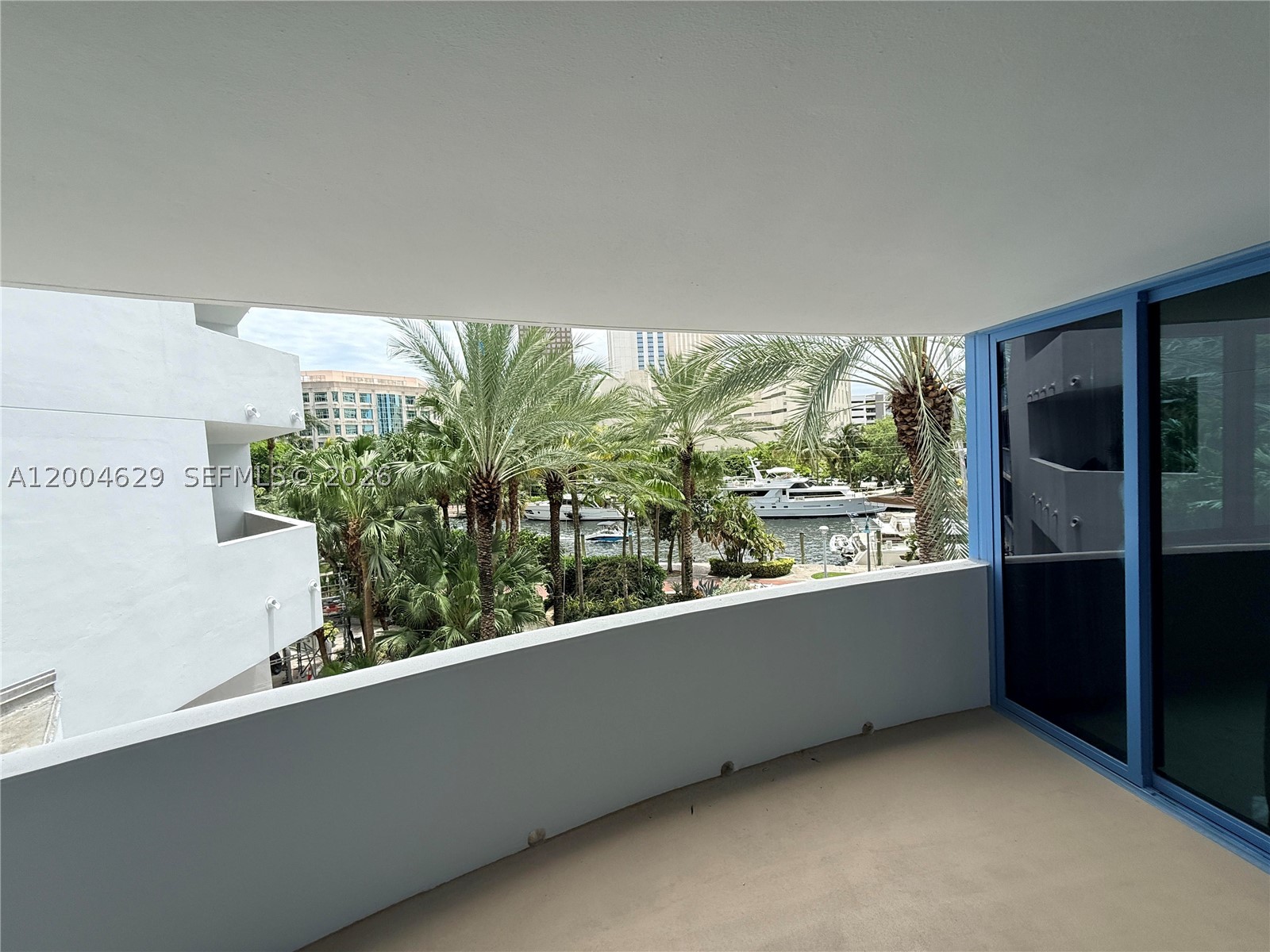 LAS OLAS RIVER HOUSE COND - Residential