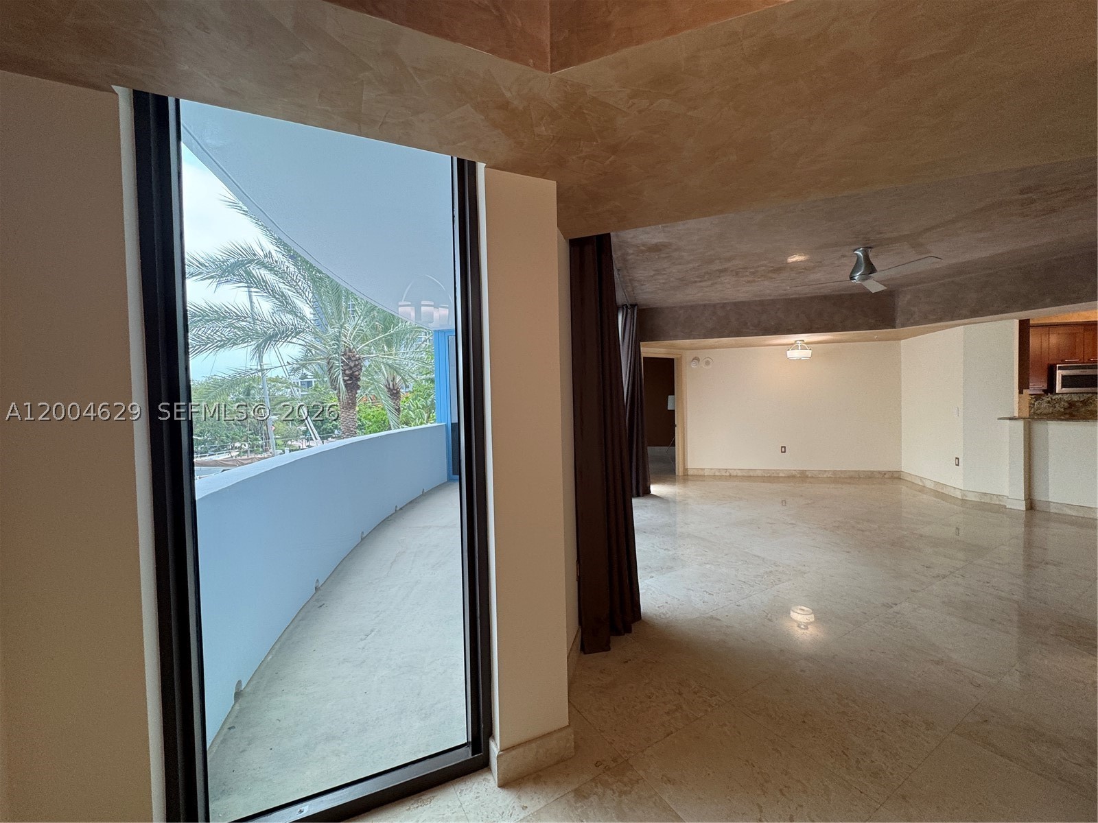LAS OLAS RIVER HOUSE COND - Residential