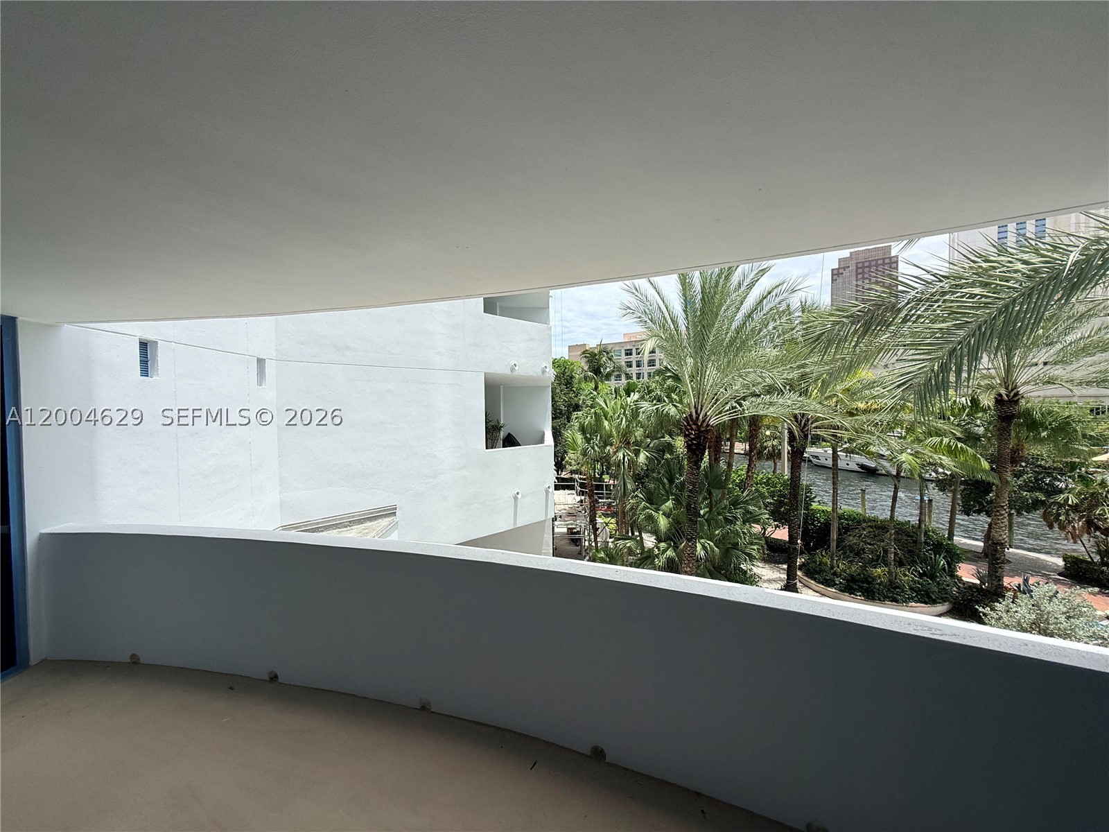 LAS OLAS RIVER HOUSE COND - Residential