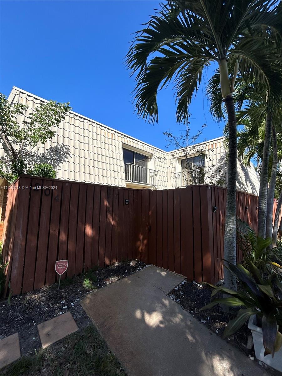 EMBASSY PARK CONDO - Residential Lease
