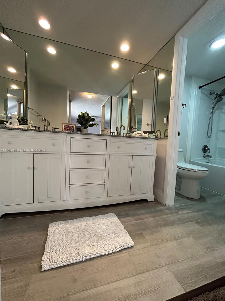 EMBASSY PARK CONDO - Residential Lease
