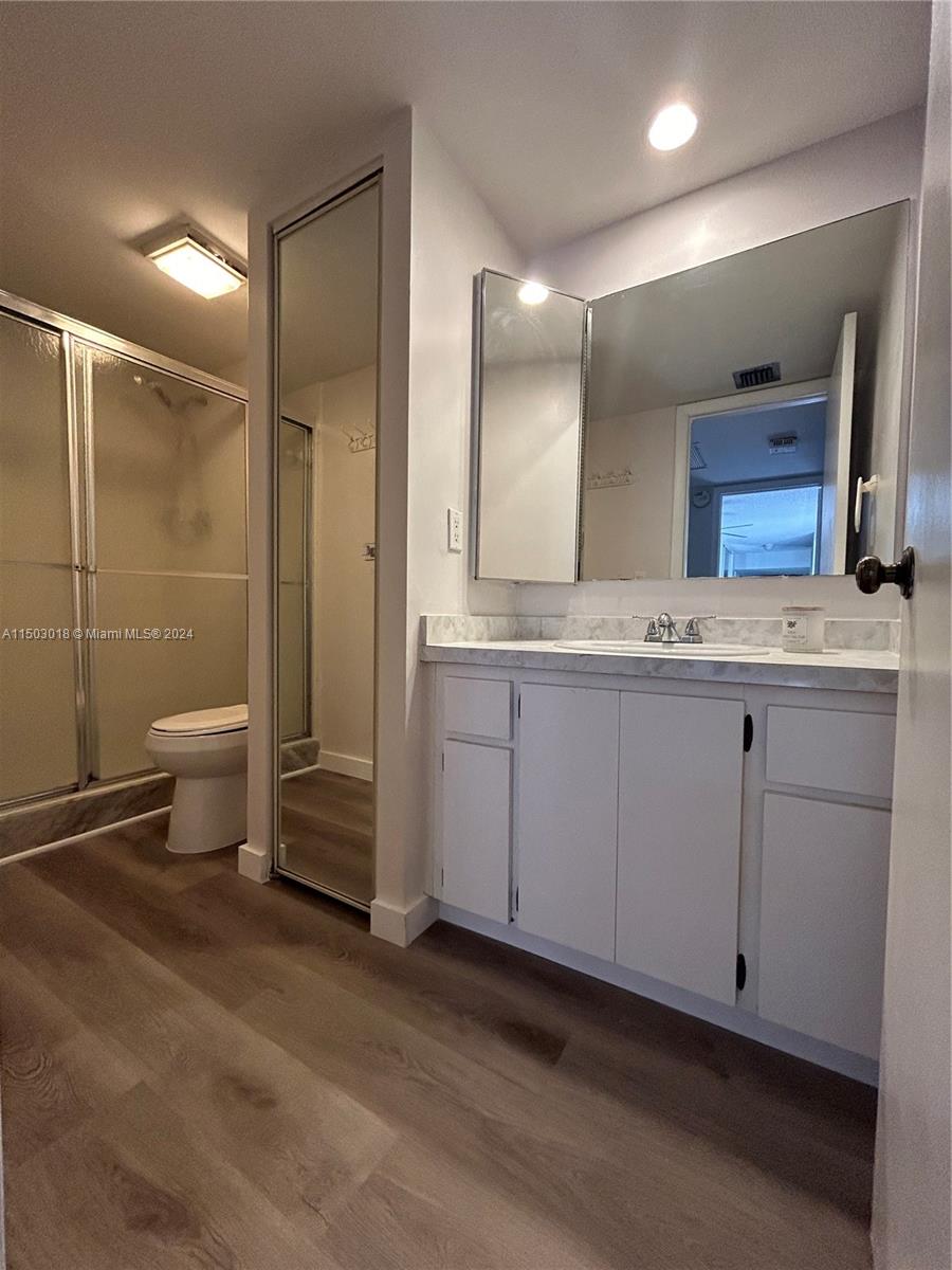 EMBASSY PARK CONDO - Residential Lease