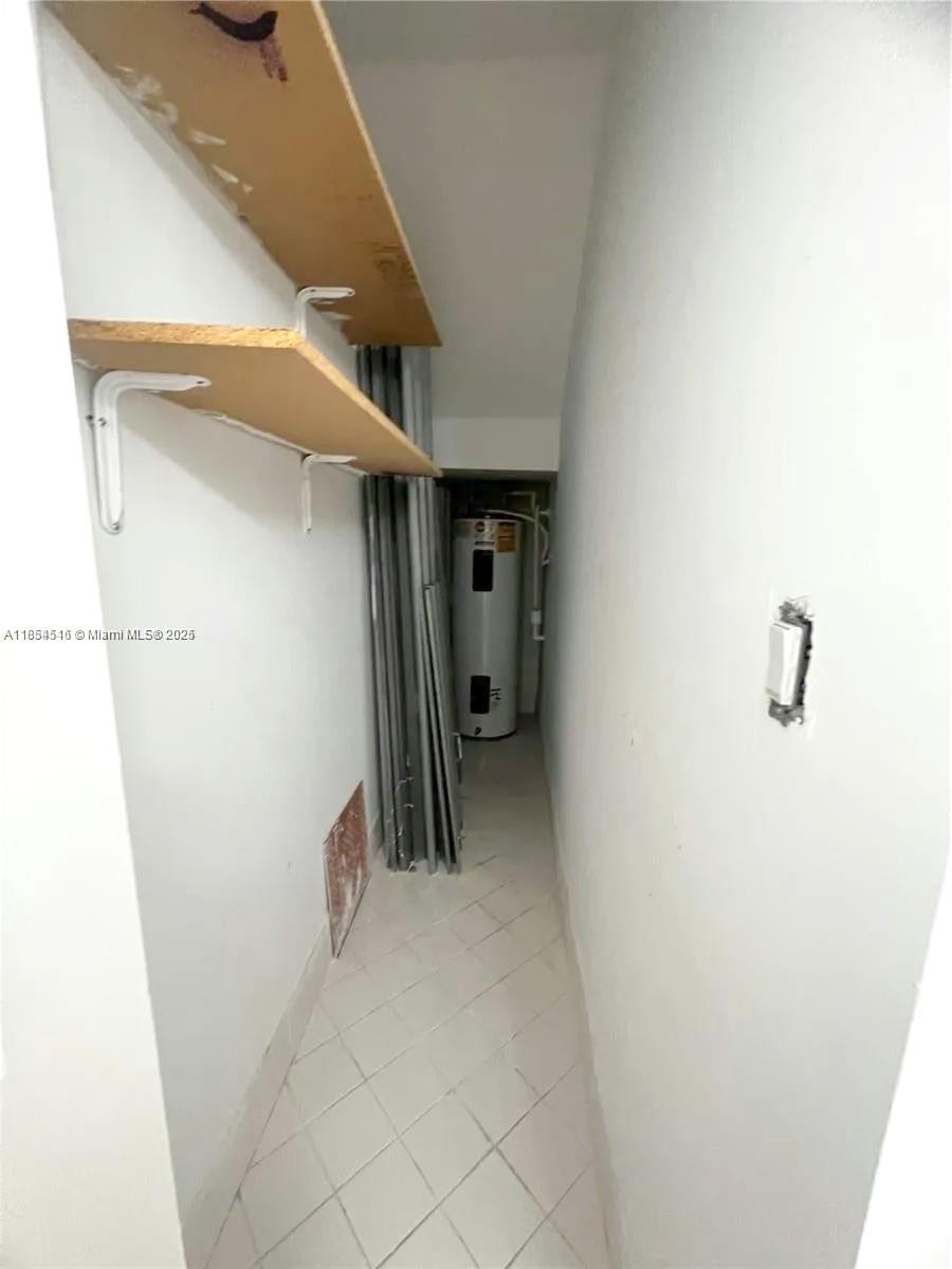 VILLAS AT CARMEL CONDO NO - Residential Lease