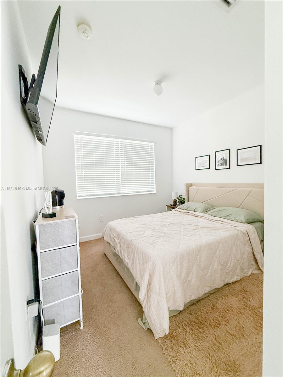 VILLAS AT CARMEL CONDO NO - Residential Lease