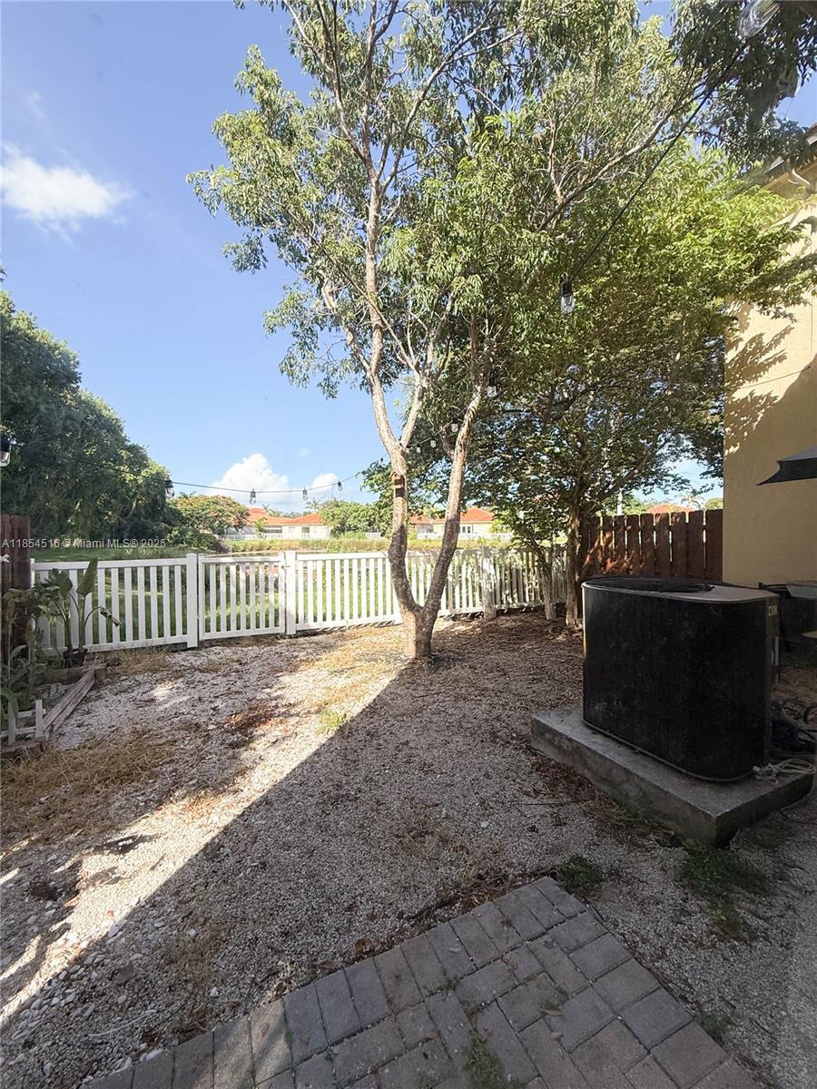 VILLAS AT CARMEL CONDO NO - Residential Lease