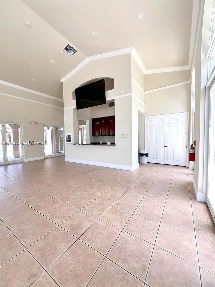 VILLAS AT CARMEL CONDO NO - Residential Lease