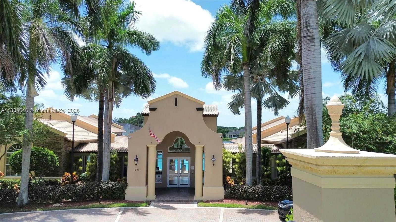 VILLAS AT CARMEL CONDO NO - Residential Lease