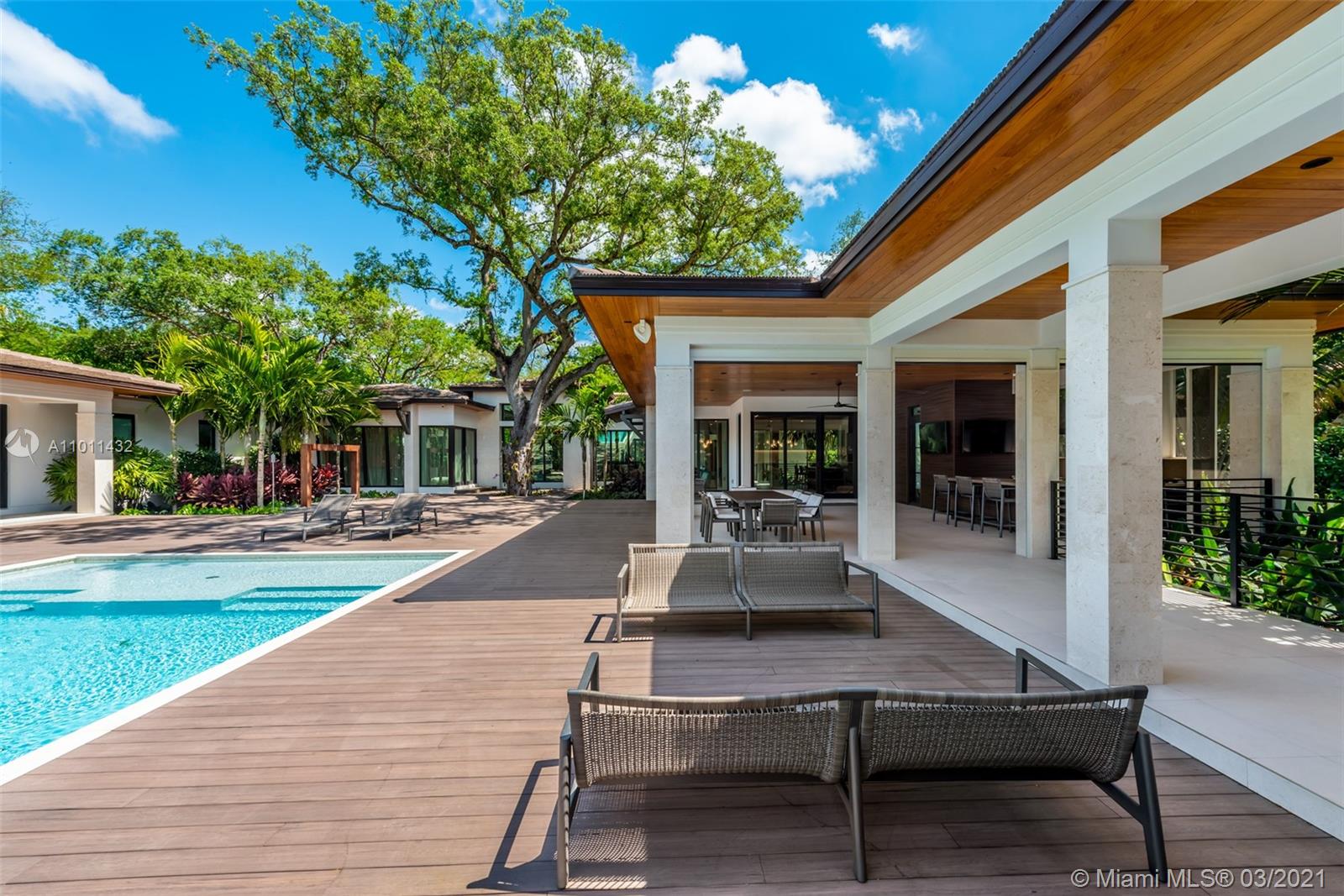 HELMS COUNTRY ESTATES RE- - Residential