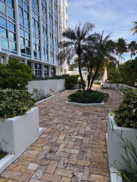 CRYSTAL HOUSE CONDO - Residential