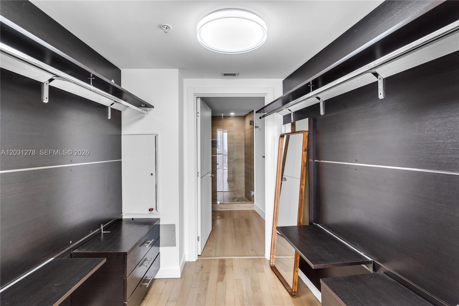 OPERA TOWER CONDO - Residential