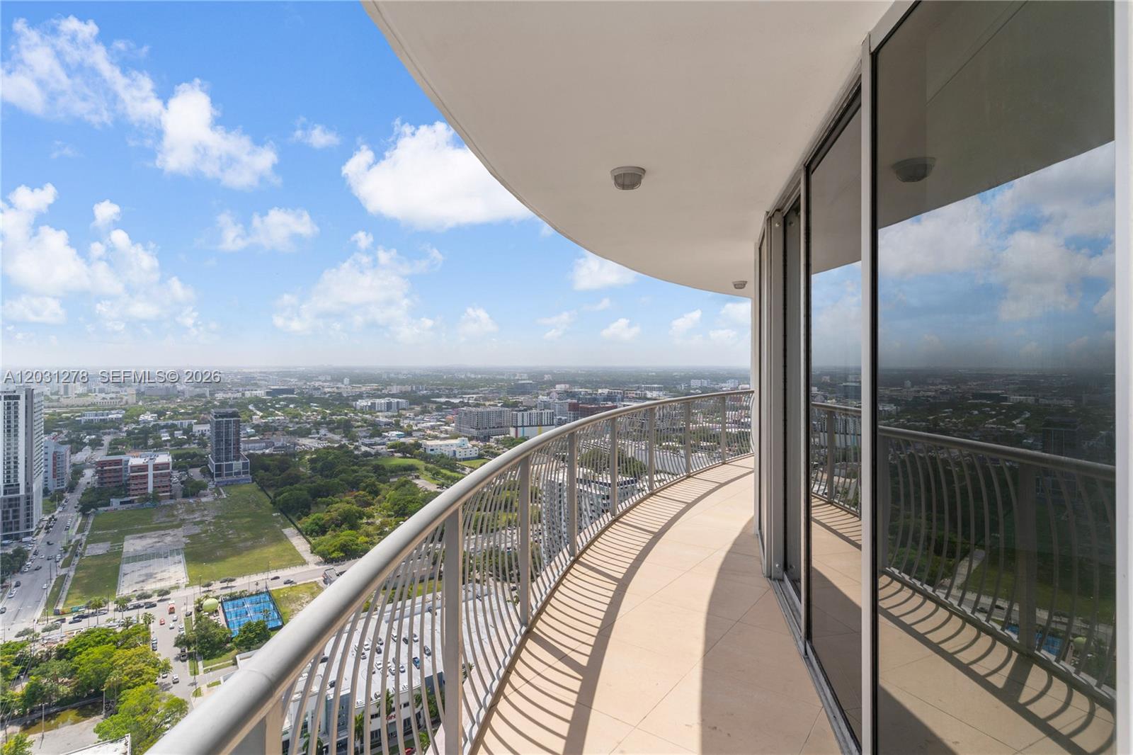 OPERA TOWER CONDO - Residential