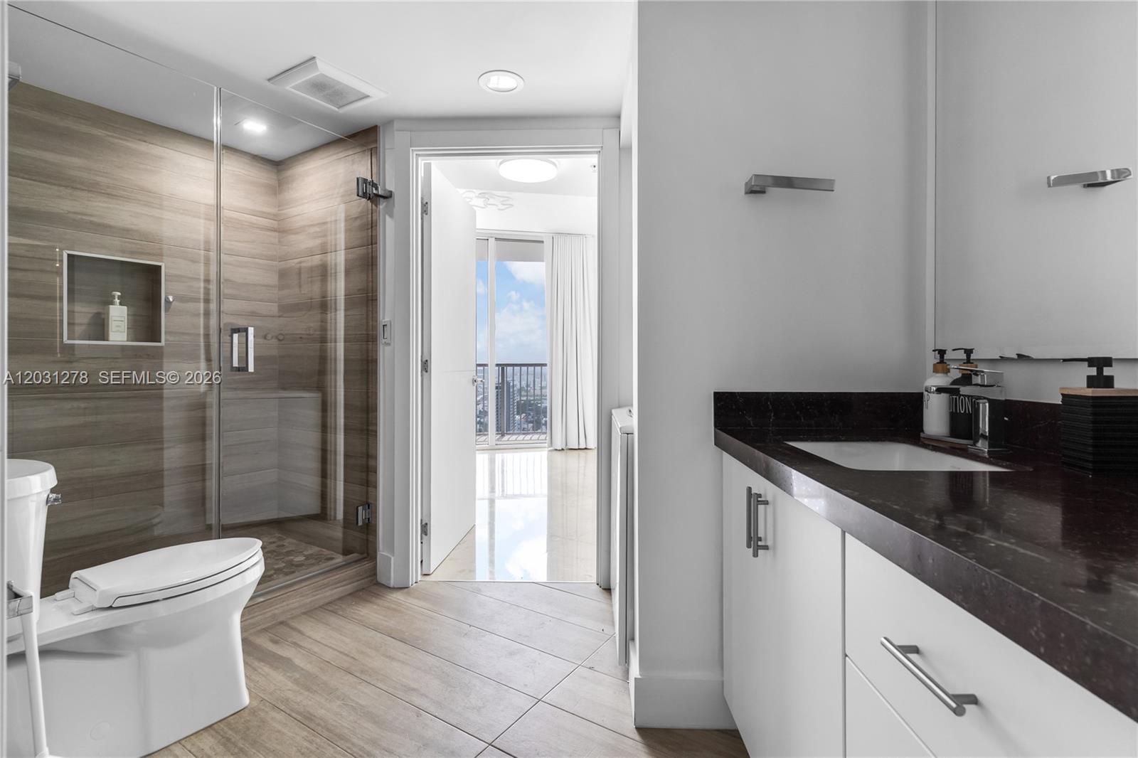 OPERA TOWER CONDO - Residential