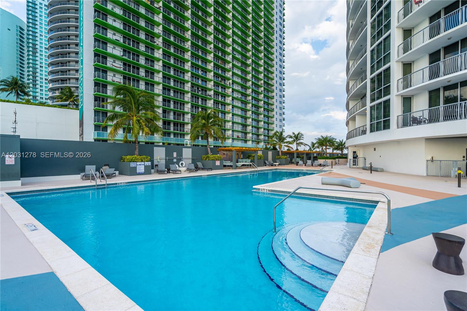 OPERA TOWER CONDO - Residential