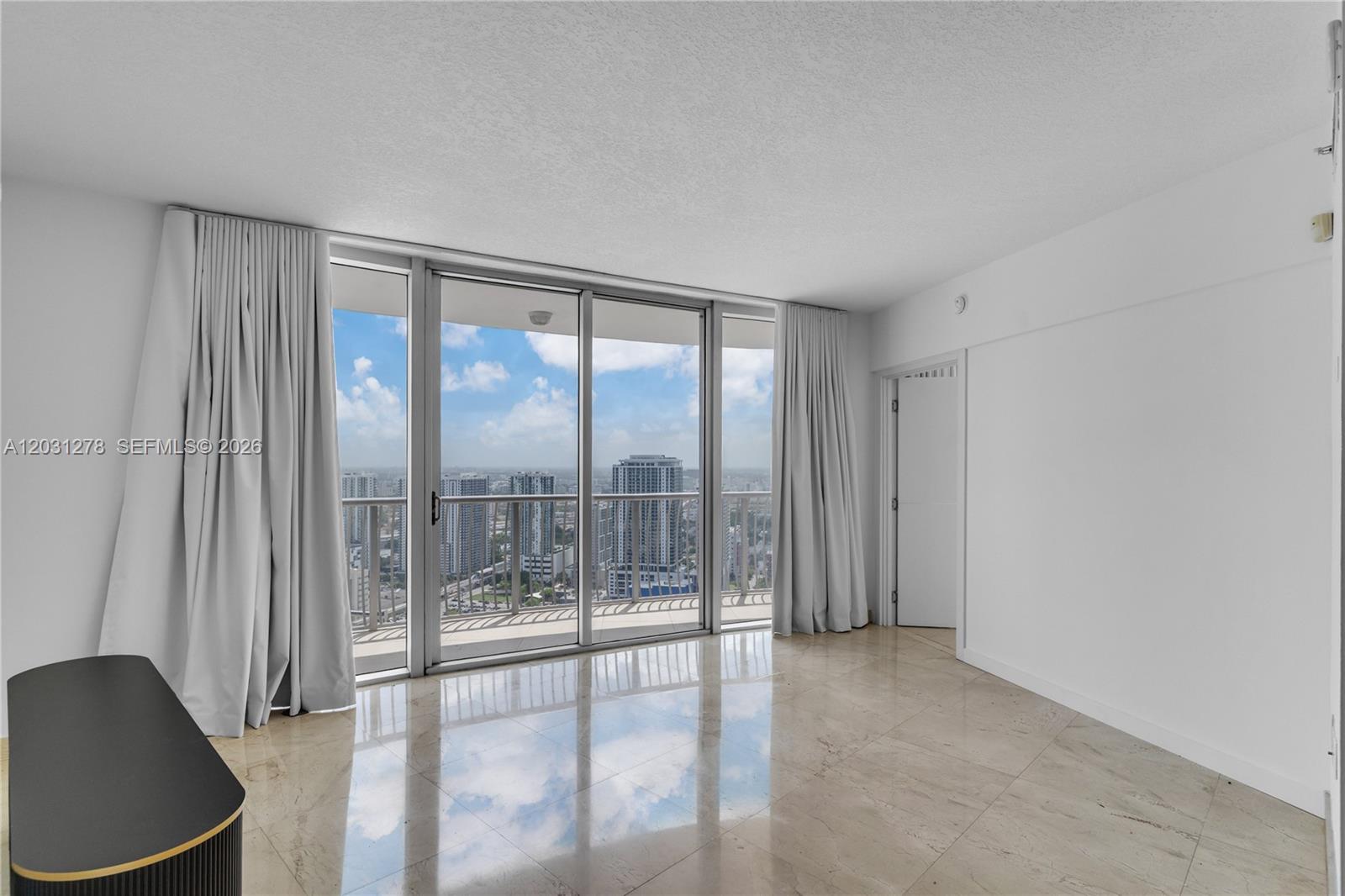 OPERA TOWER CONDO - Residential