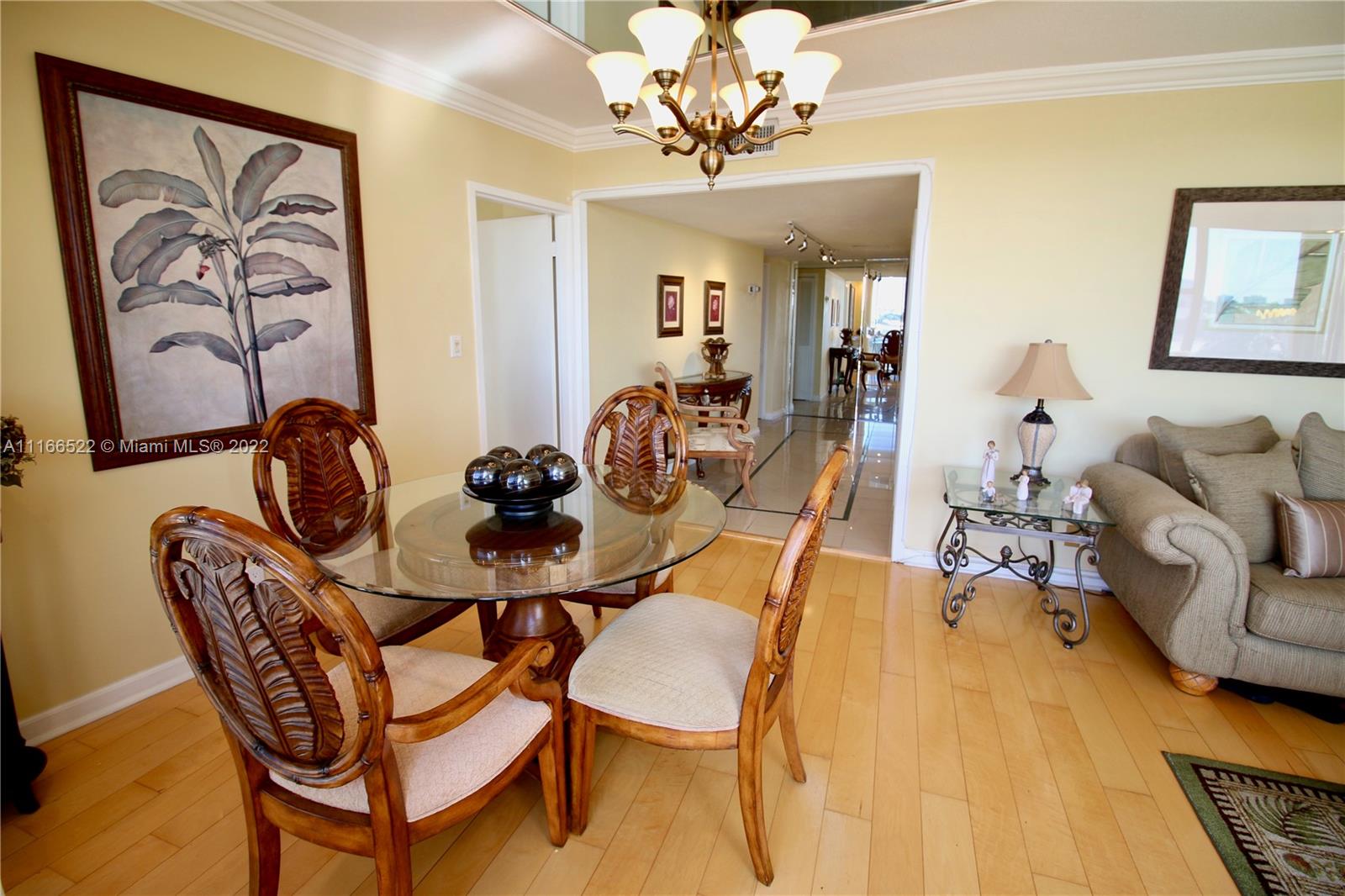 KING COLE CONDO - Residential Lease