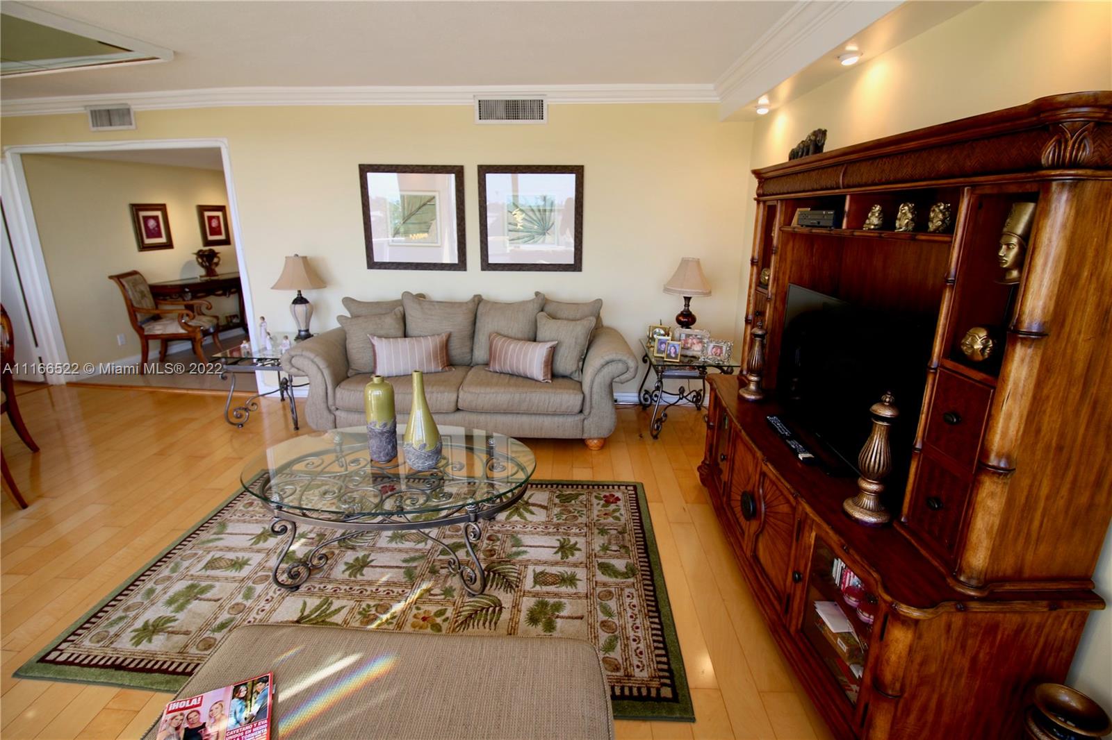 KING COLE CONDO - Residential Lease