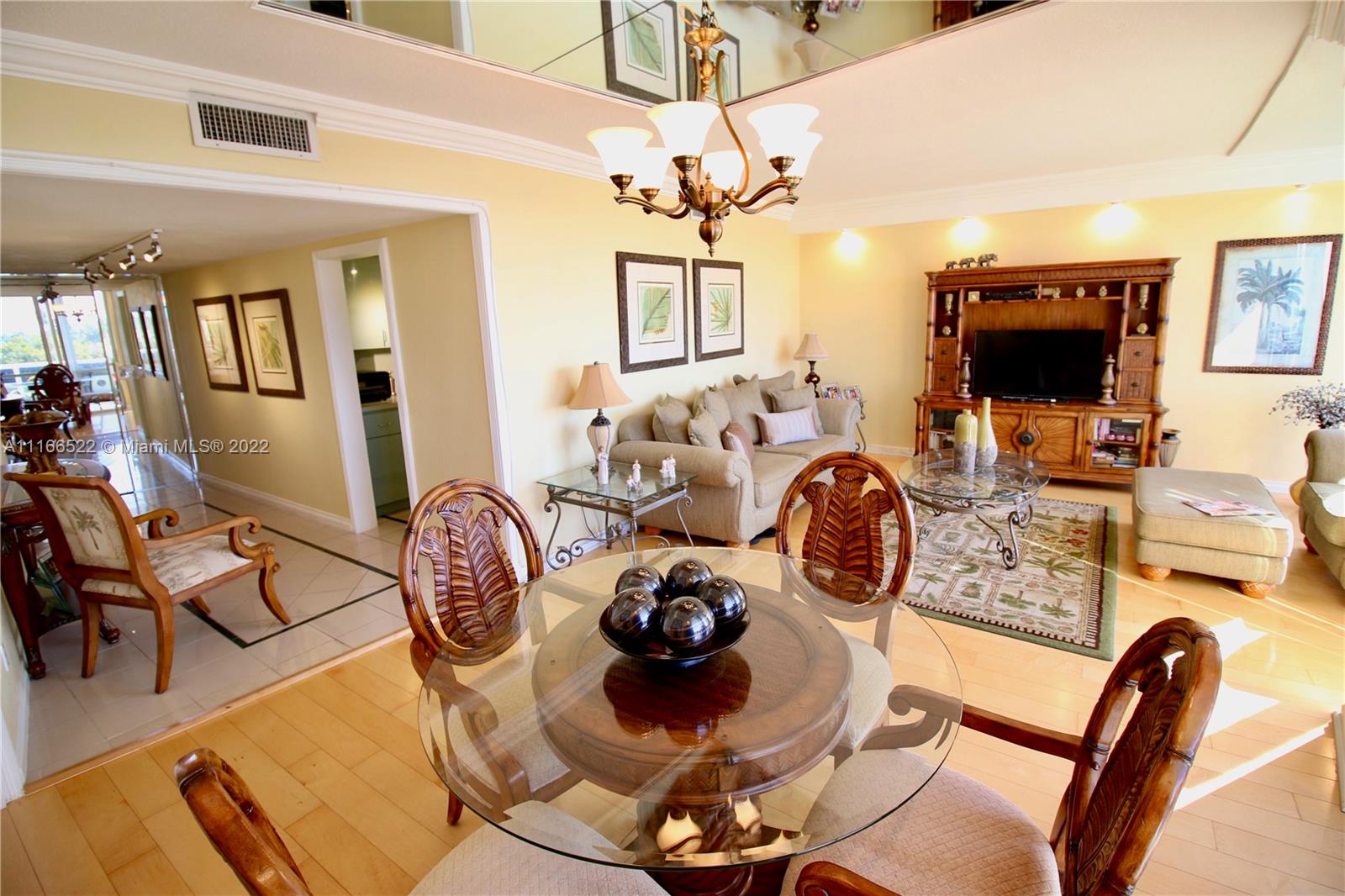 KING COLE CONDO - Residential Lease