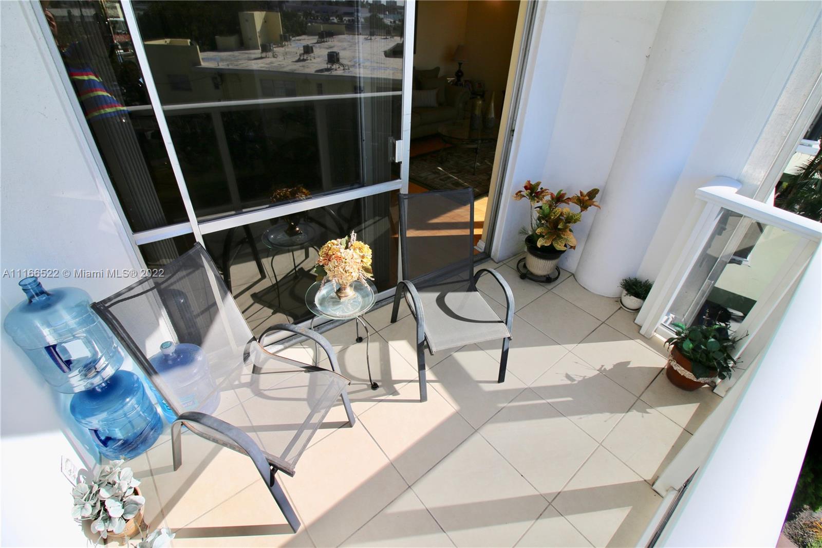 KING COLE CONDO - Residential Lease