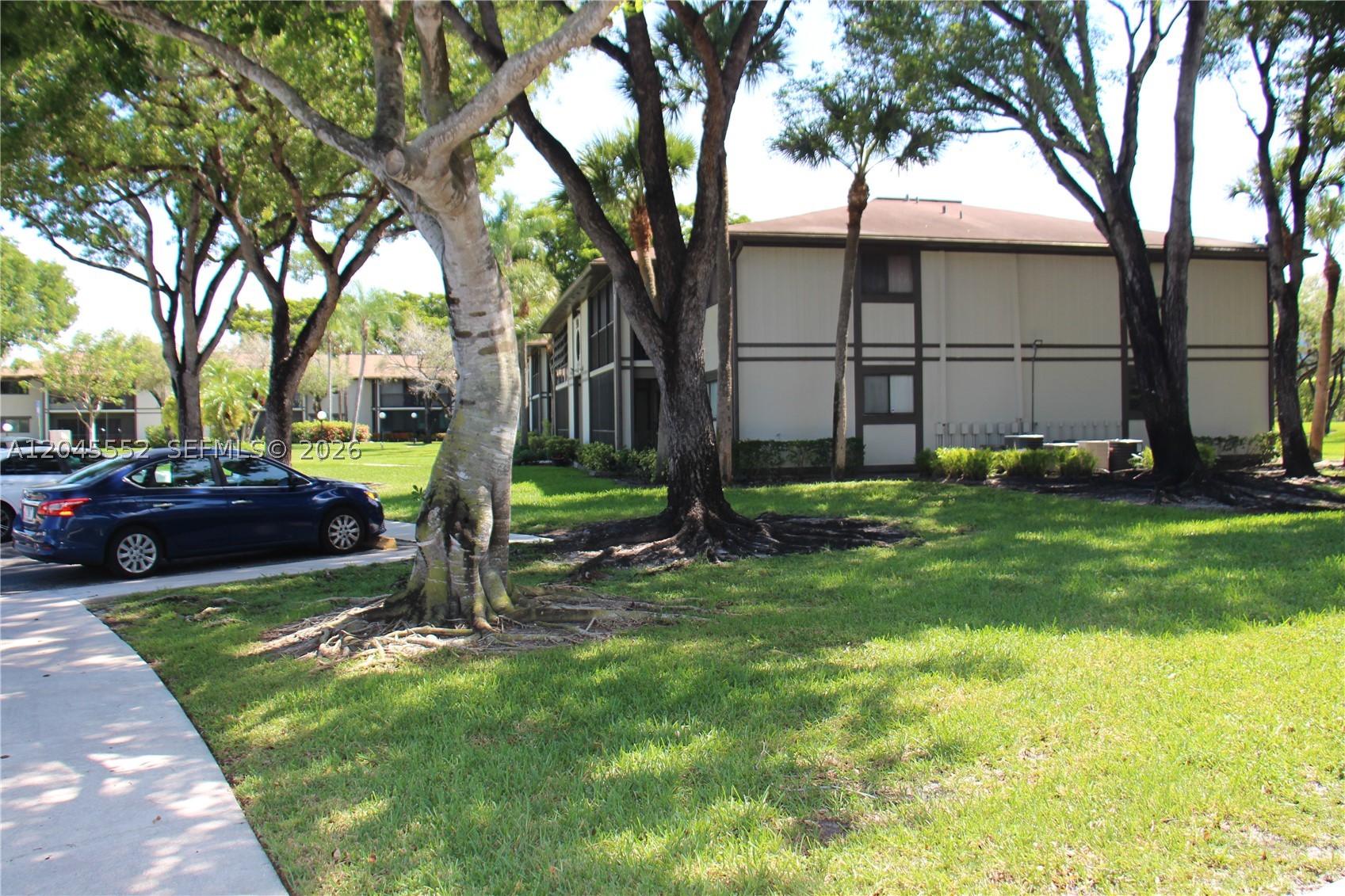 TAMARAC GARDENS CONDOMINI - Residential
