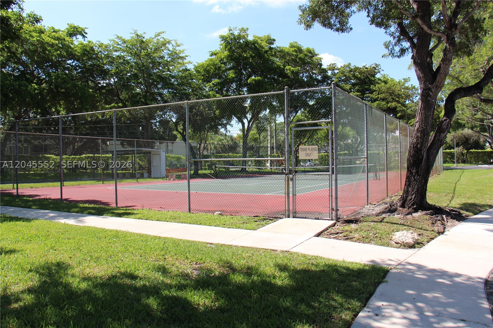 TAMARAC GARDENS CONDOMINI - Residential
