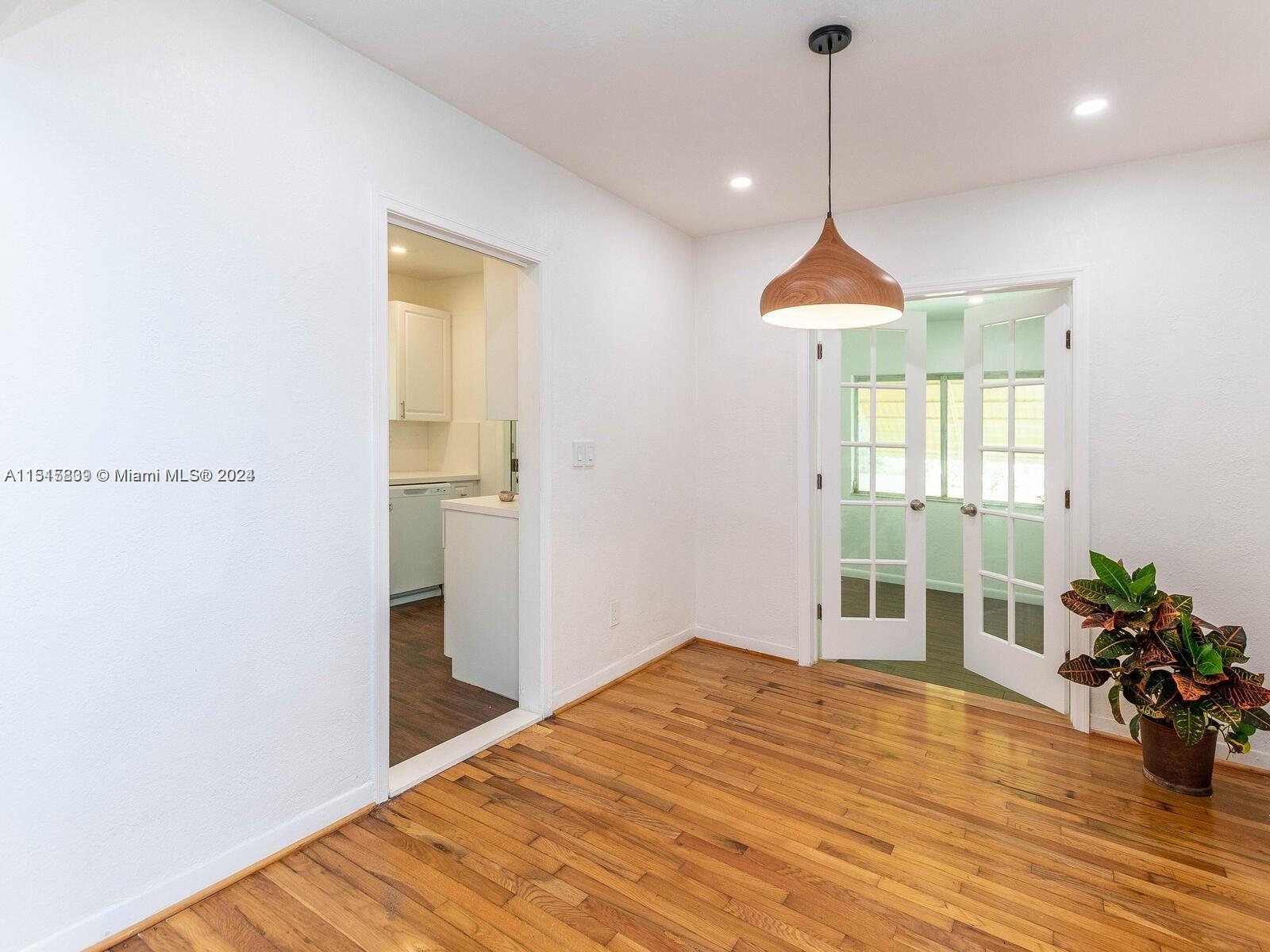 FROW HOMESTEAD - Residential Lease