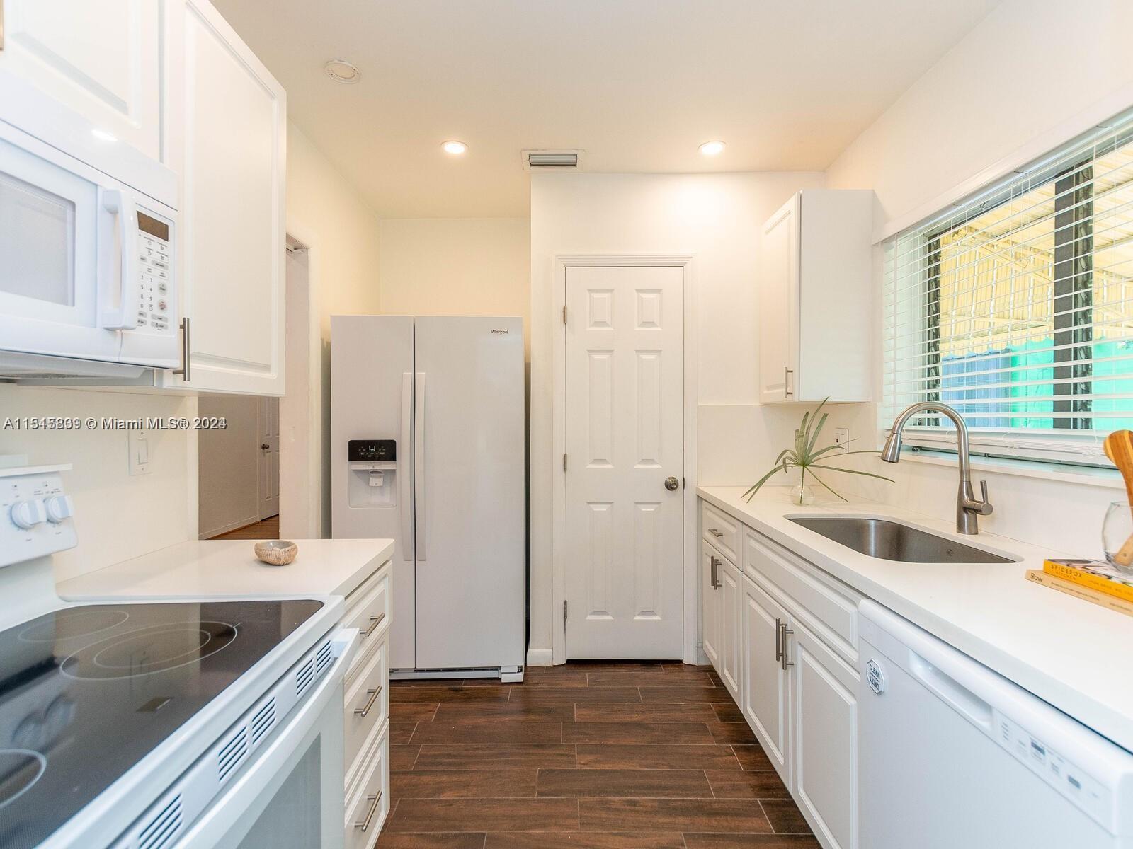 FROW HOMESTEAD - Residential Lease
