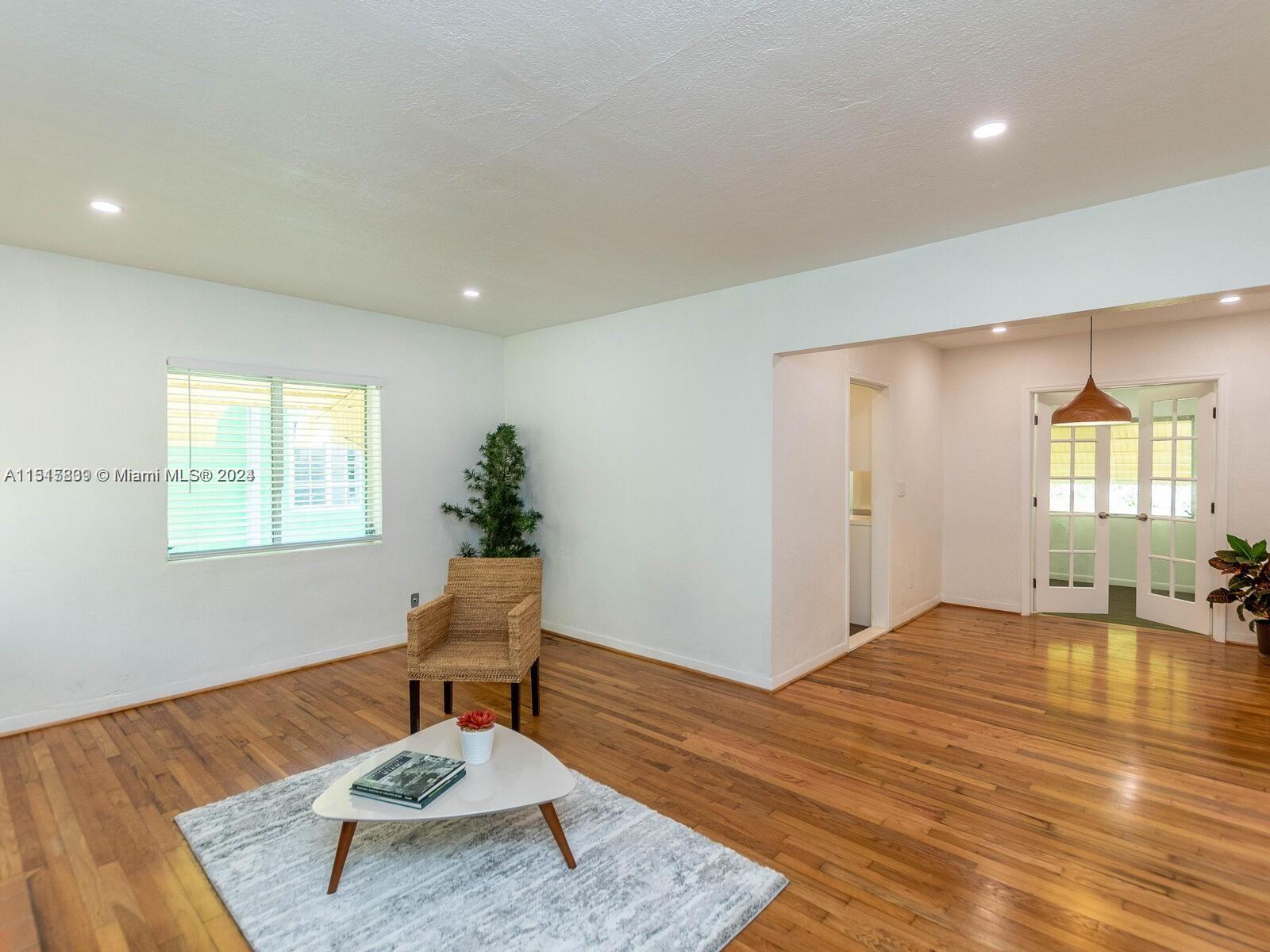 FROW HOMESTEAD - Residential Lease