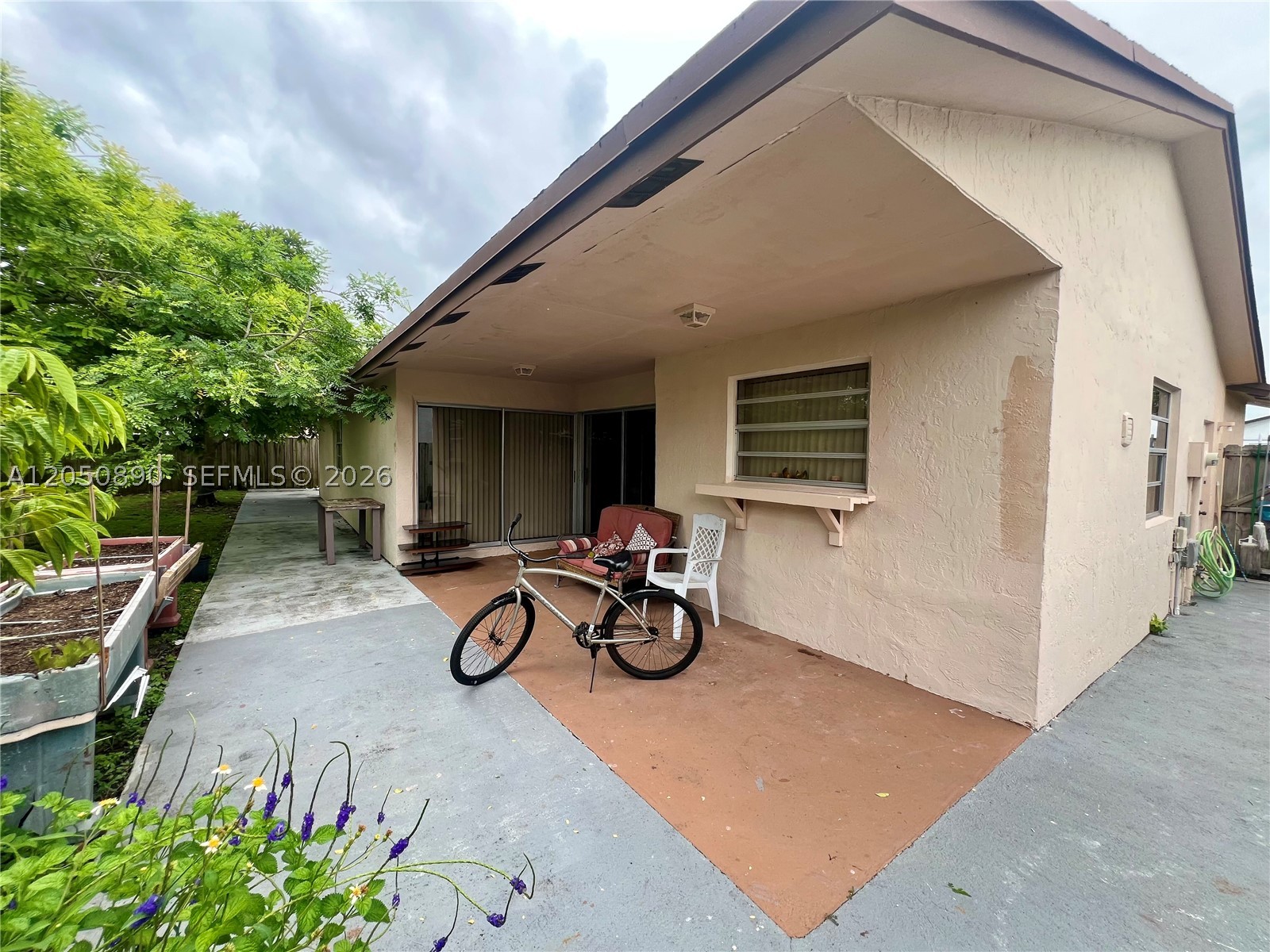MEADOW WOOD MANOR SEC 9 - Residential
