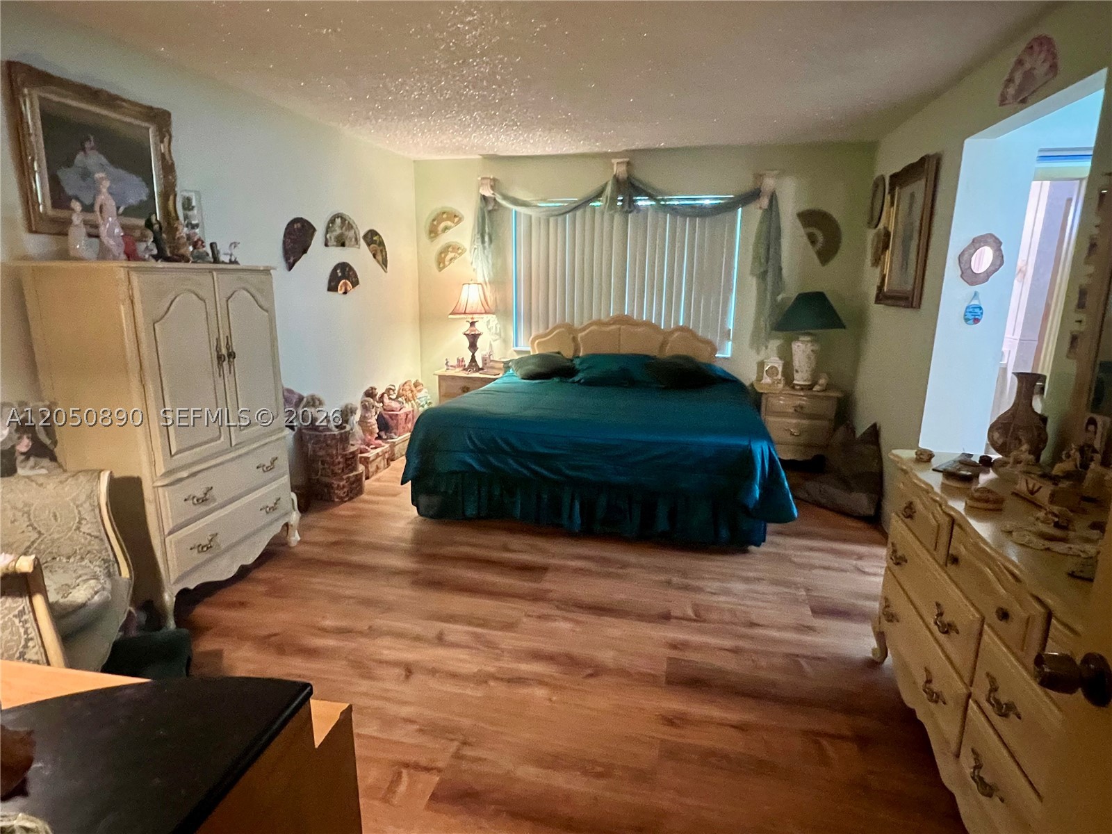 MEADOW WOOD MANOR SEC 9 - Residential