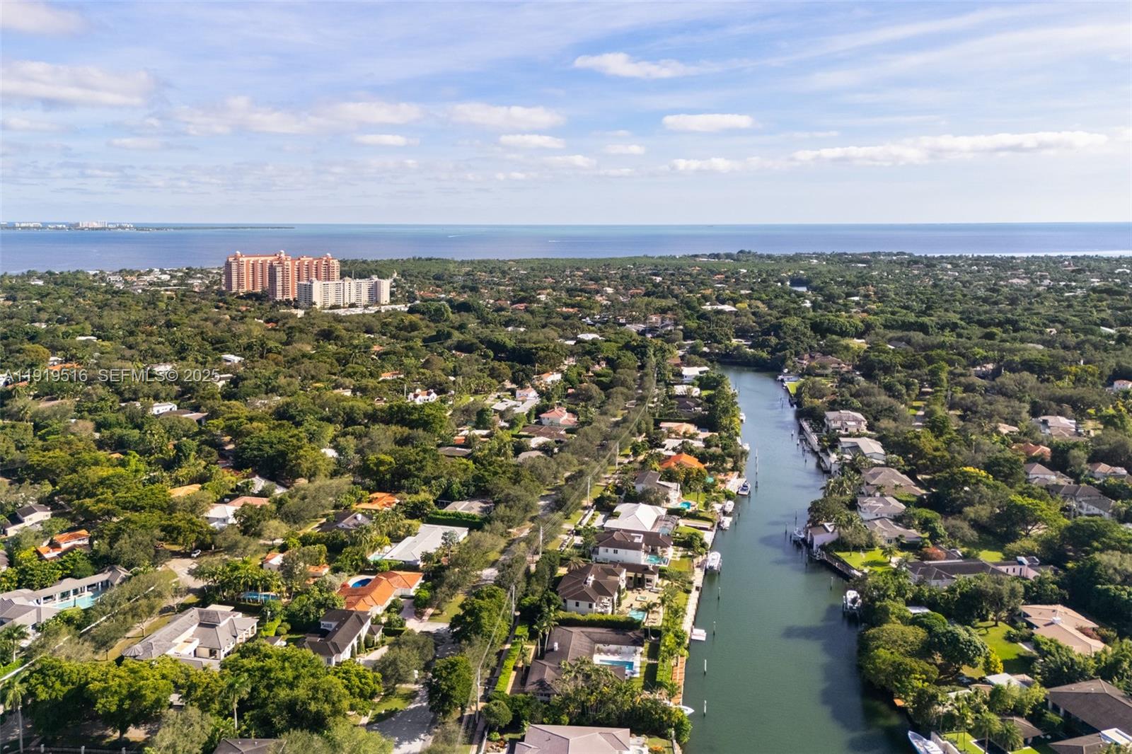CORAL GABLES RIVIERA SEC - Residential