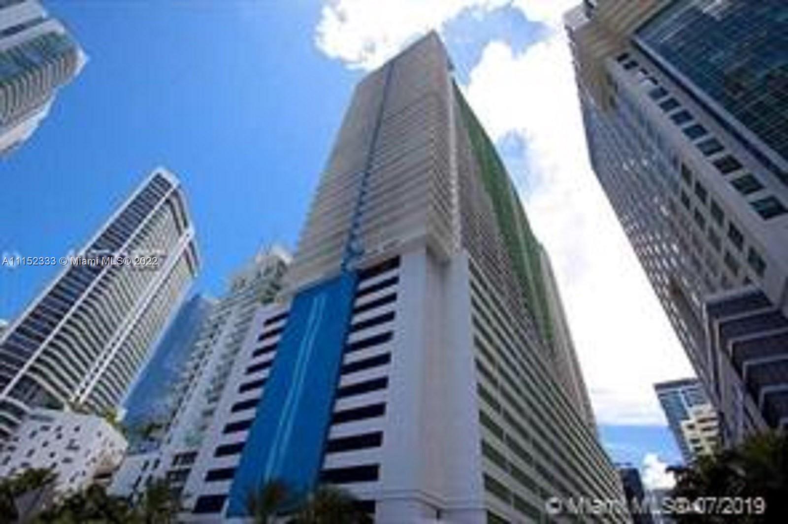 THE CLUB AT BRICKELL BAY - Residential Lease