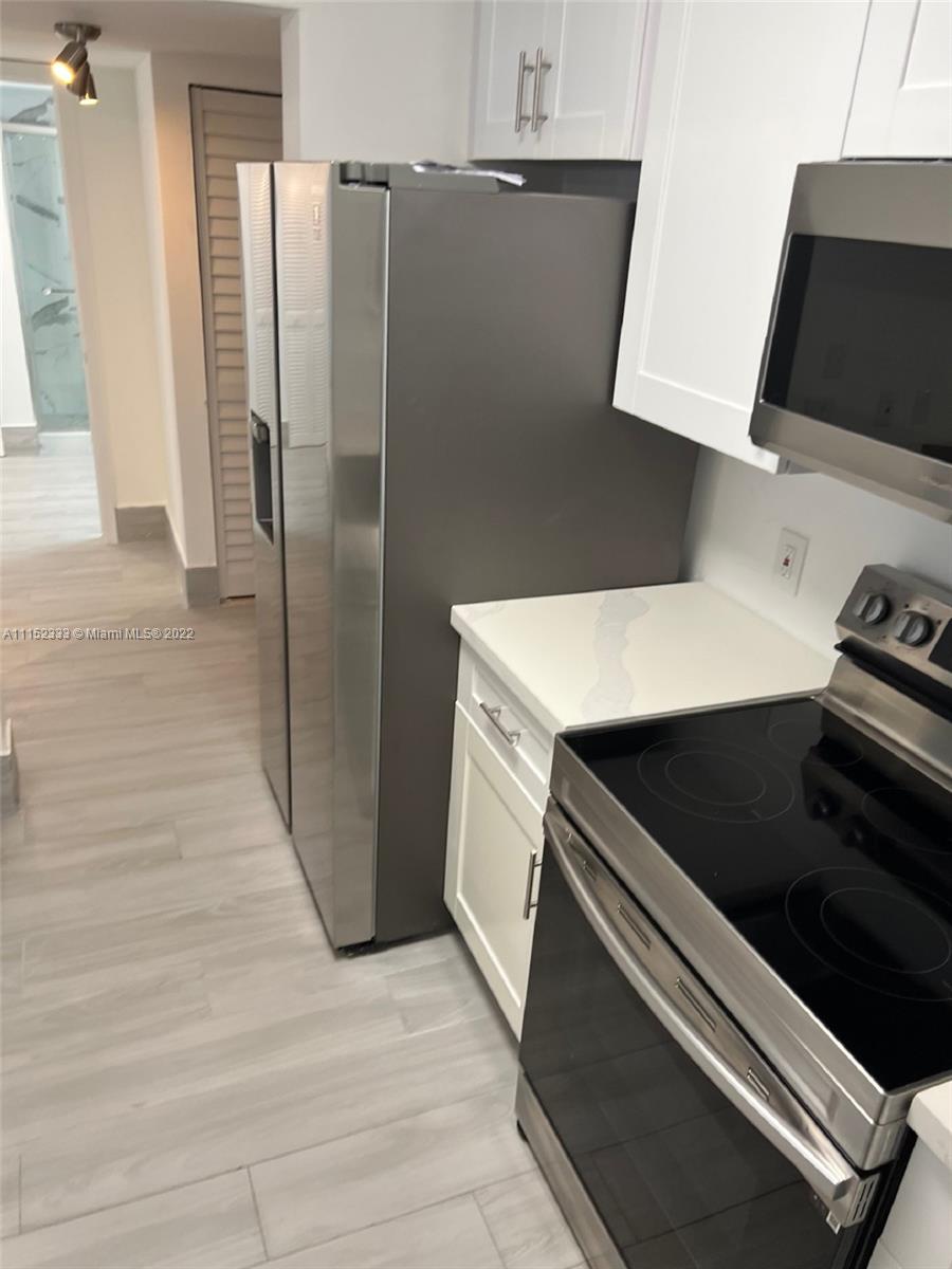 THE CLUB AT BRICKELL BAY - Residential Lease