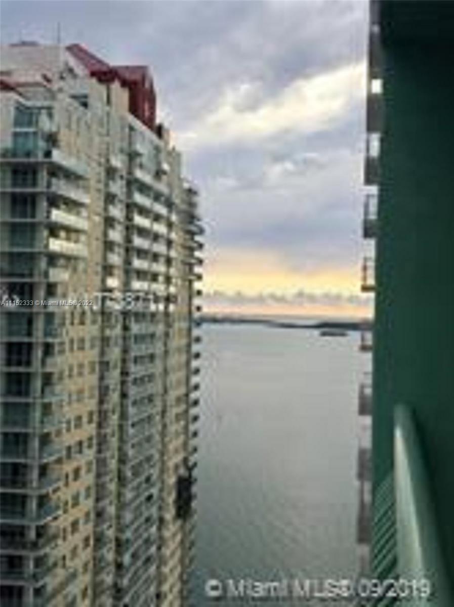 THE CLUB AT BRICKELL BAY - Residential Lease