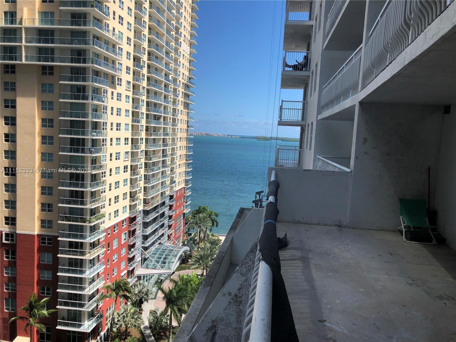 THE CLUB AT BRICKELL BAY - Residential Lease