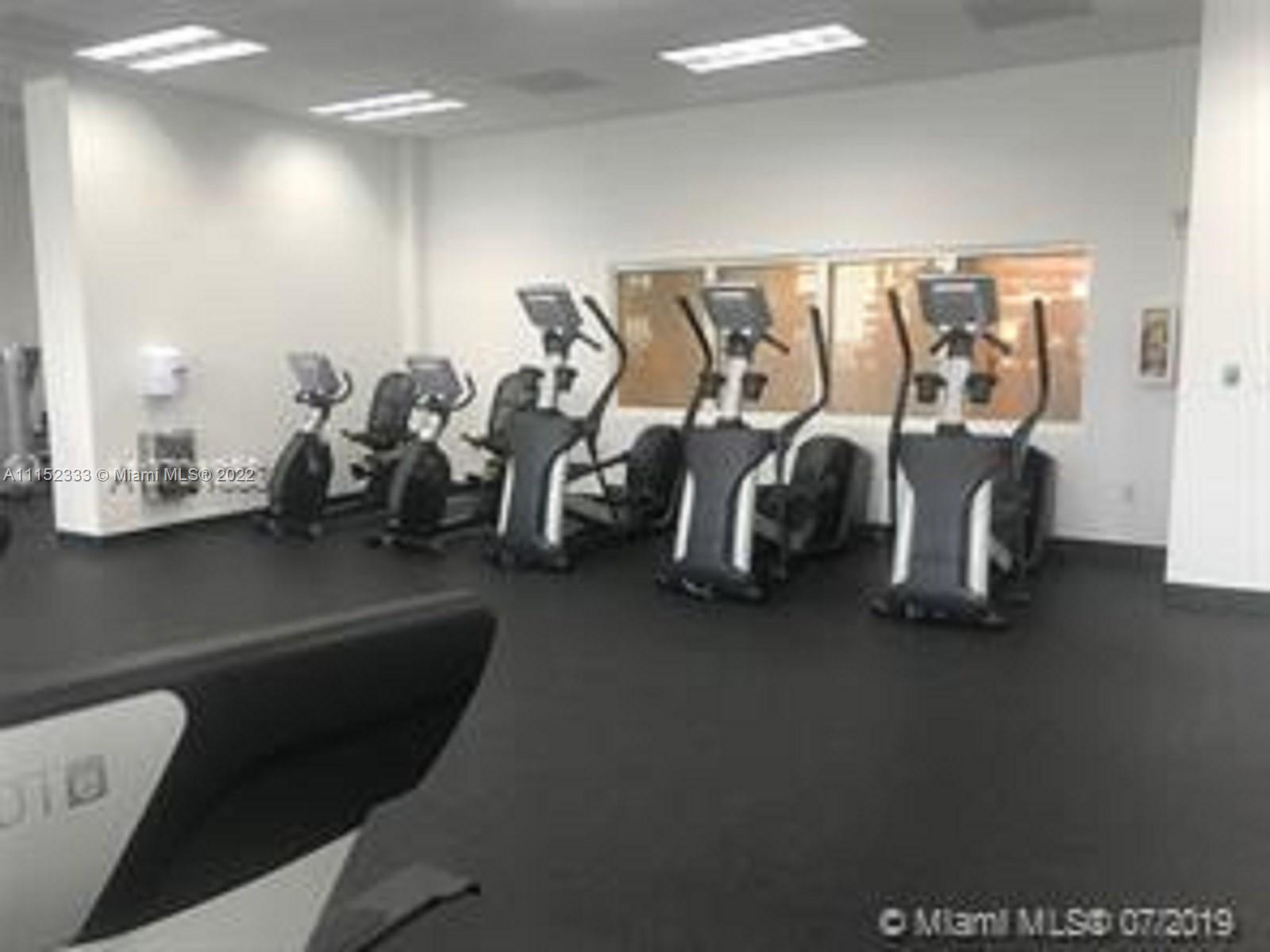 THE CLUB AT BRICKELL BAY - Residential Lease