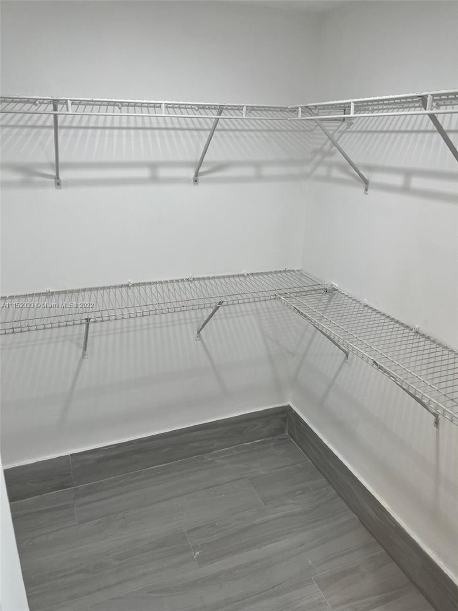THE CLUB AT BRICKELL BAY - Residential Lease