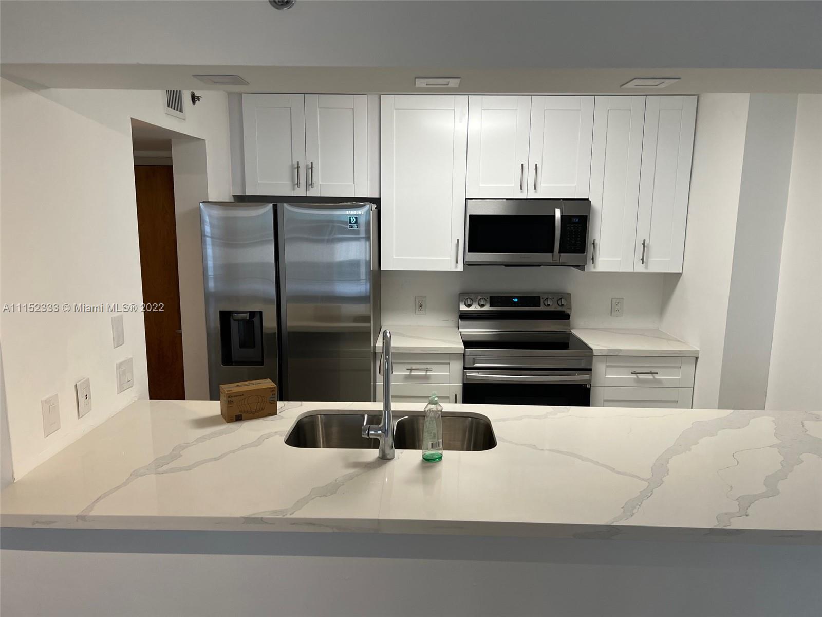 THE CLUB AT BRICKELL BAY - Residential Lease