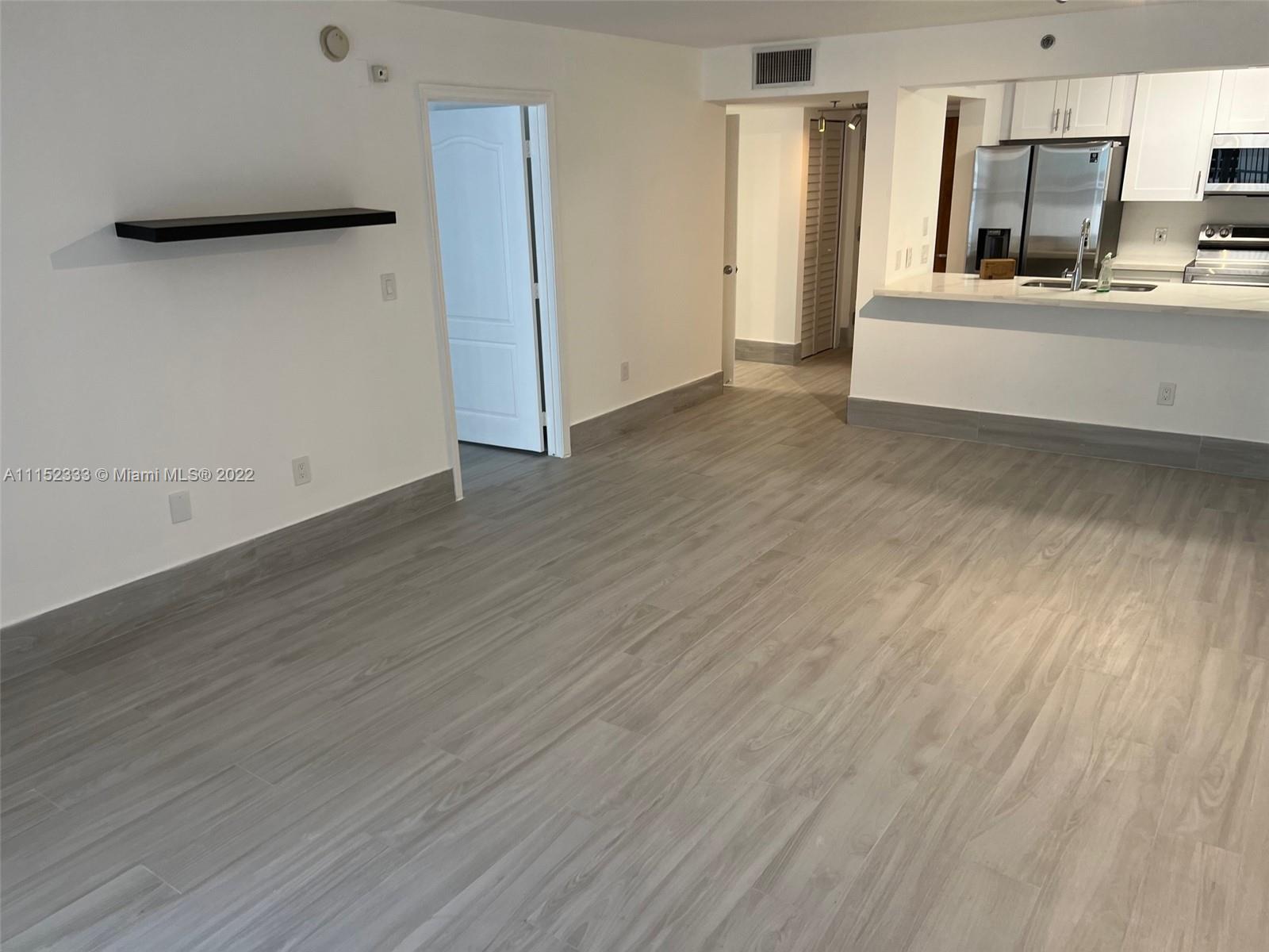 THE CLUB AT BRICKELL BAY - Residential Lease