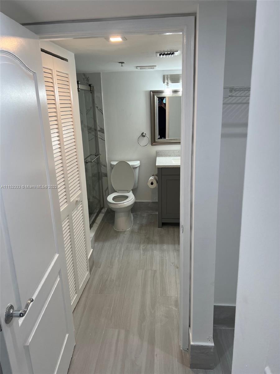 THE CLUB AT BRICKELL BAY - Residential Lease