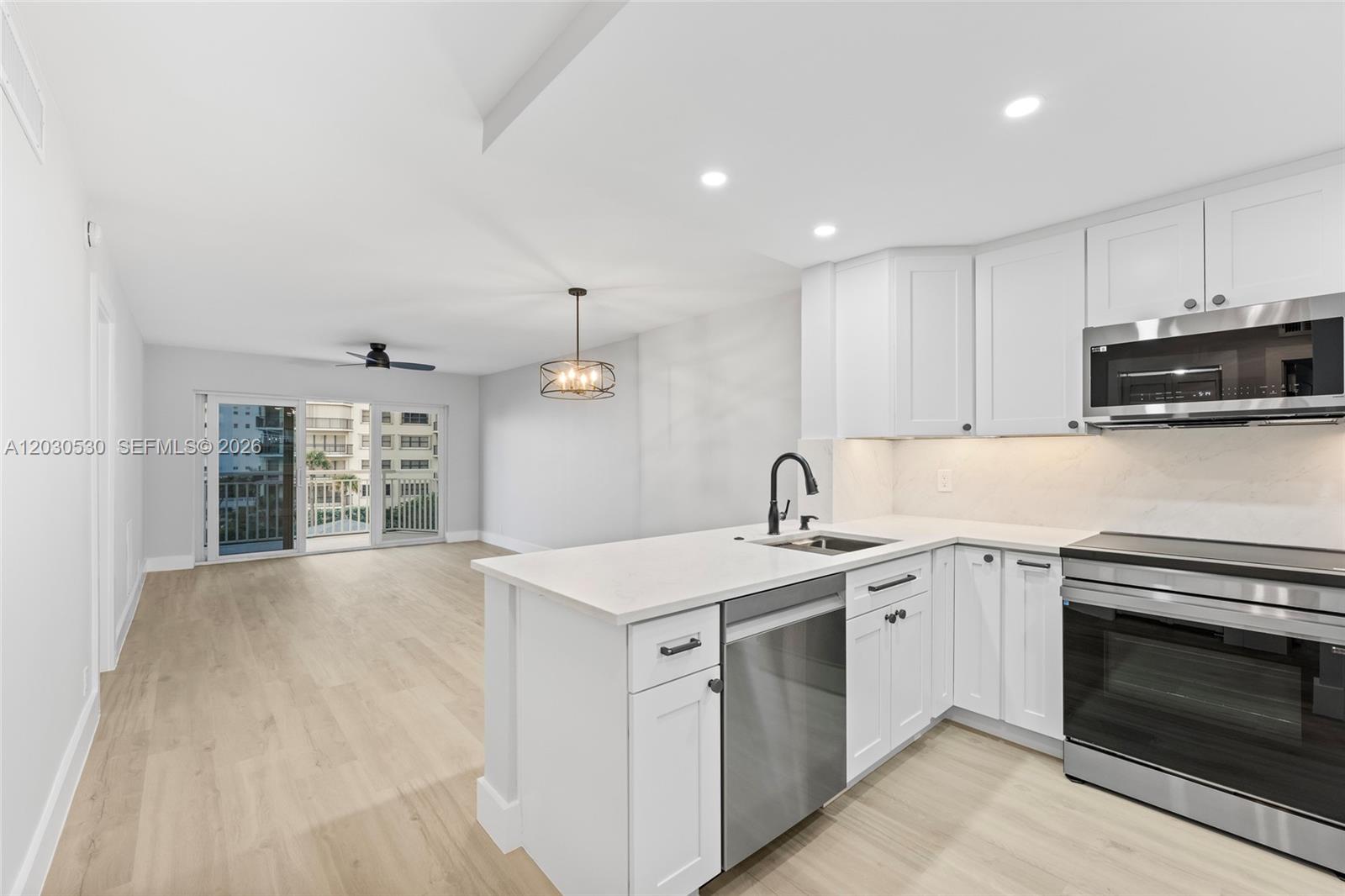 OCEAN SOUNDS CONDO - Residential