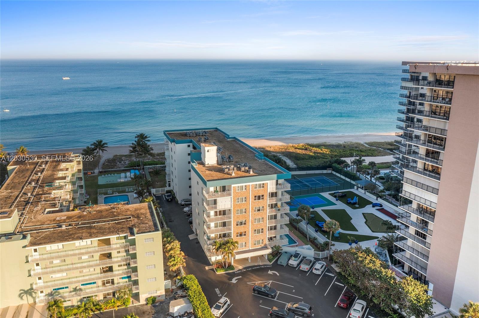 OCEAN SOUNDS CONDO - Residential