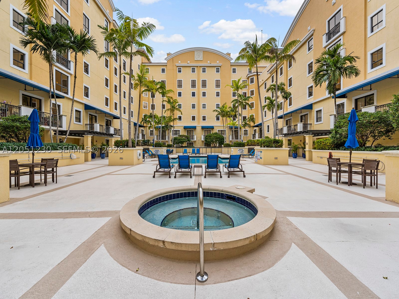 COLONNADE AT DADELAND SE - Residential