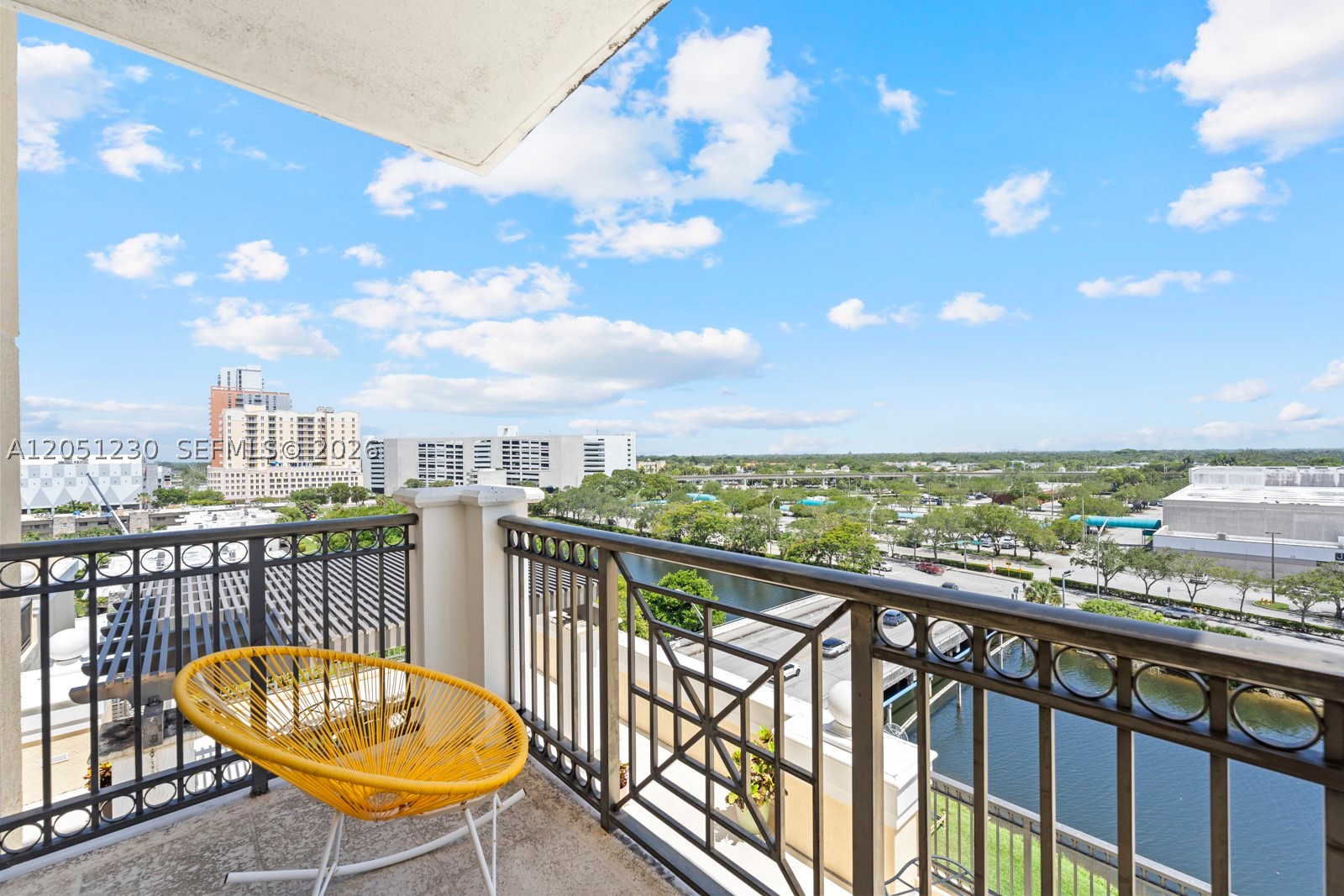 COLONNADE AT DADELAND SE - Residential