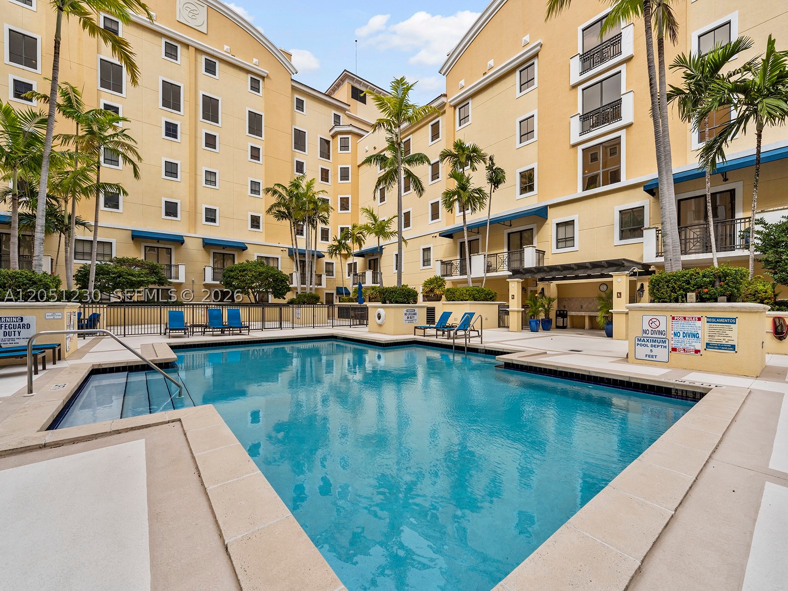 COLONNADE AT DADELAND SE - Residential