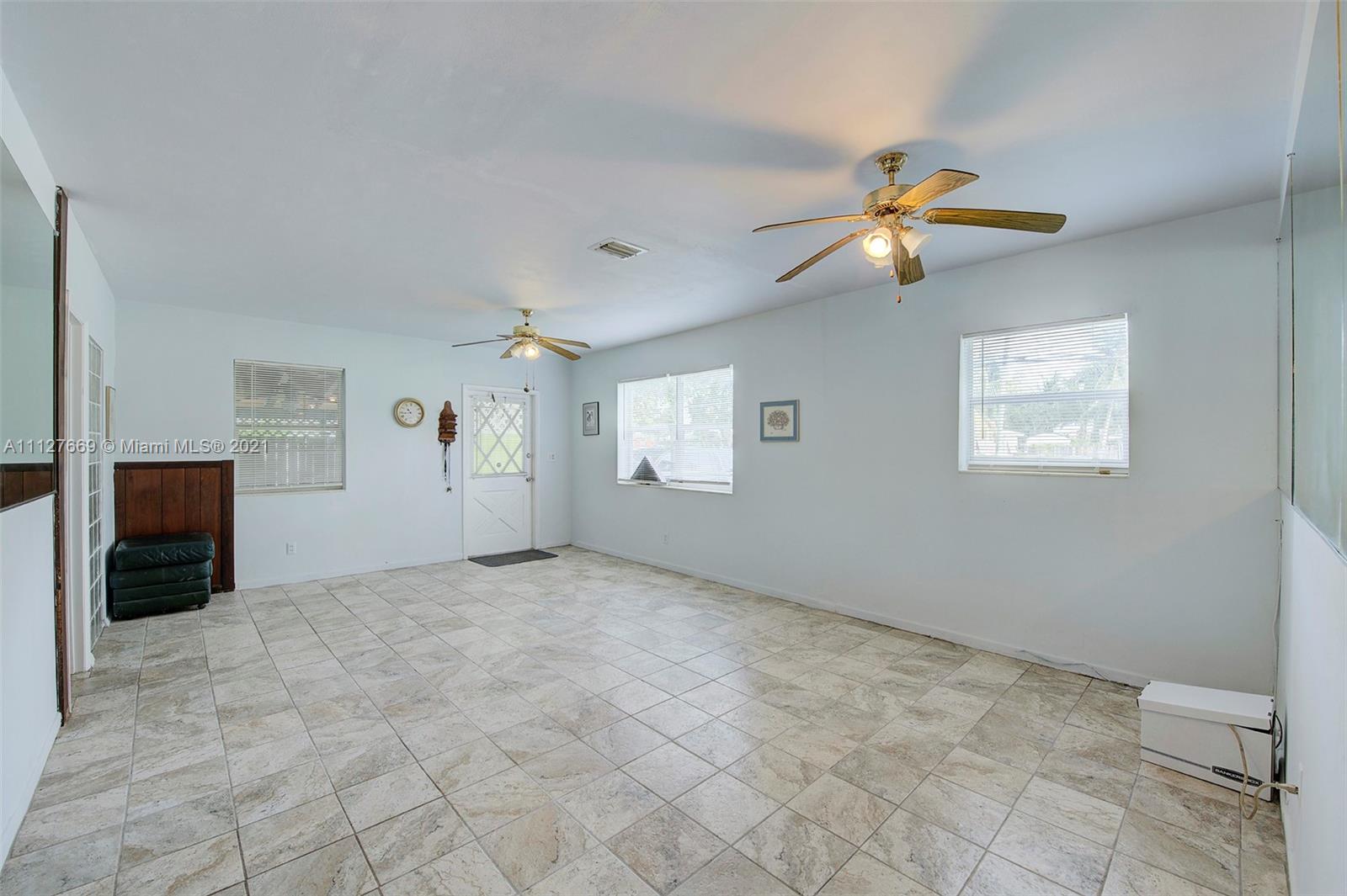 LAKE FOREST SEC 4 - Residential